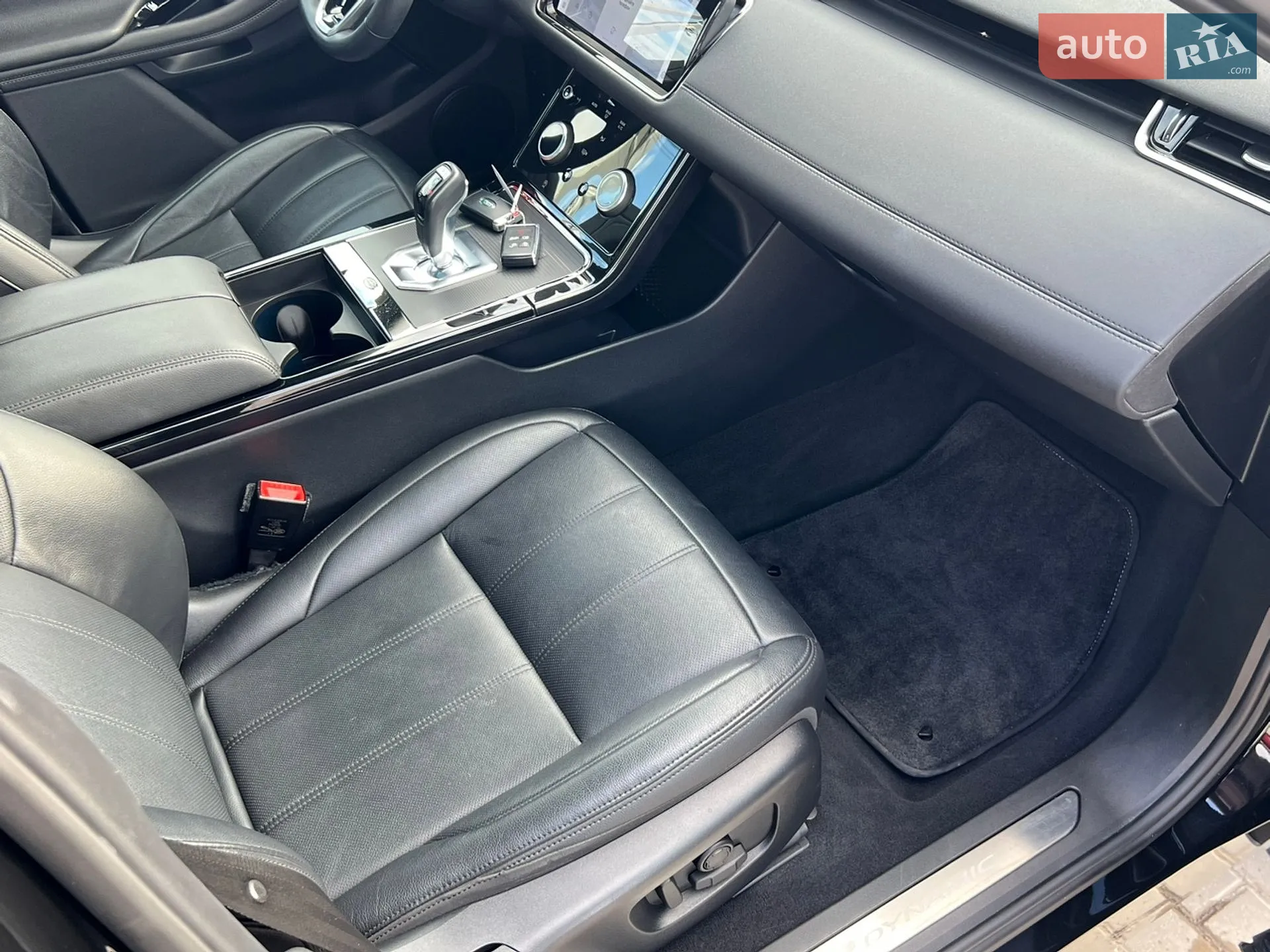 2022 Land Rover Range Rover Evoque - мініатюра 28