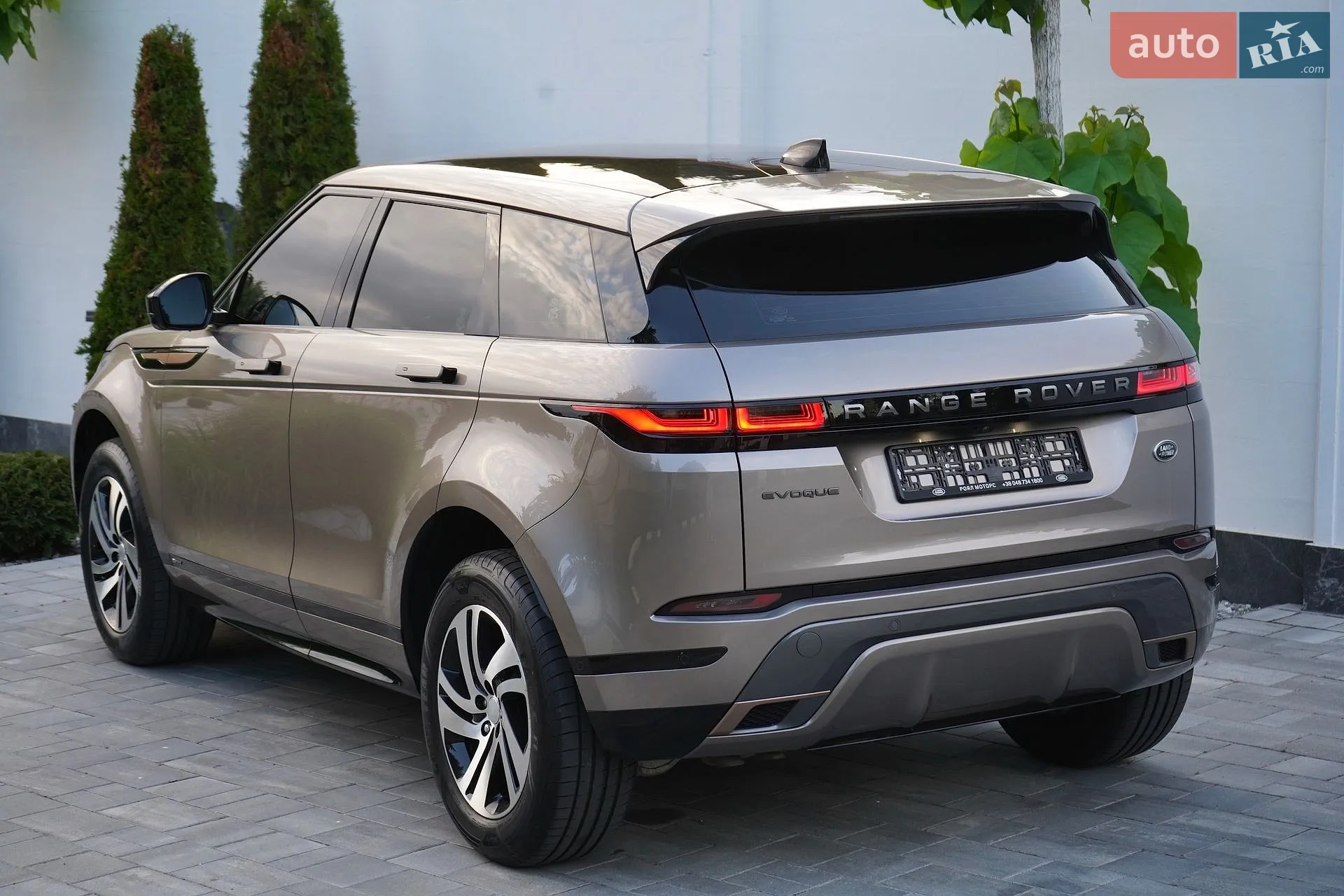 2021 Land Rover Range Rover Evoque - мініатюра 24