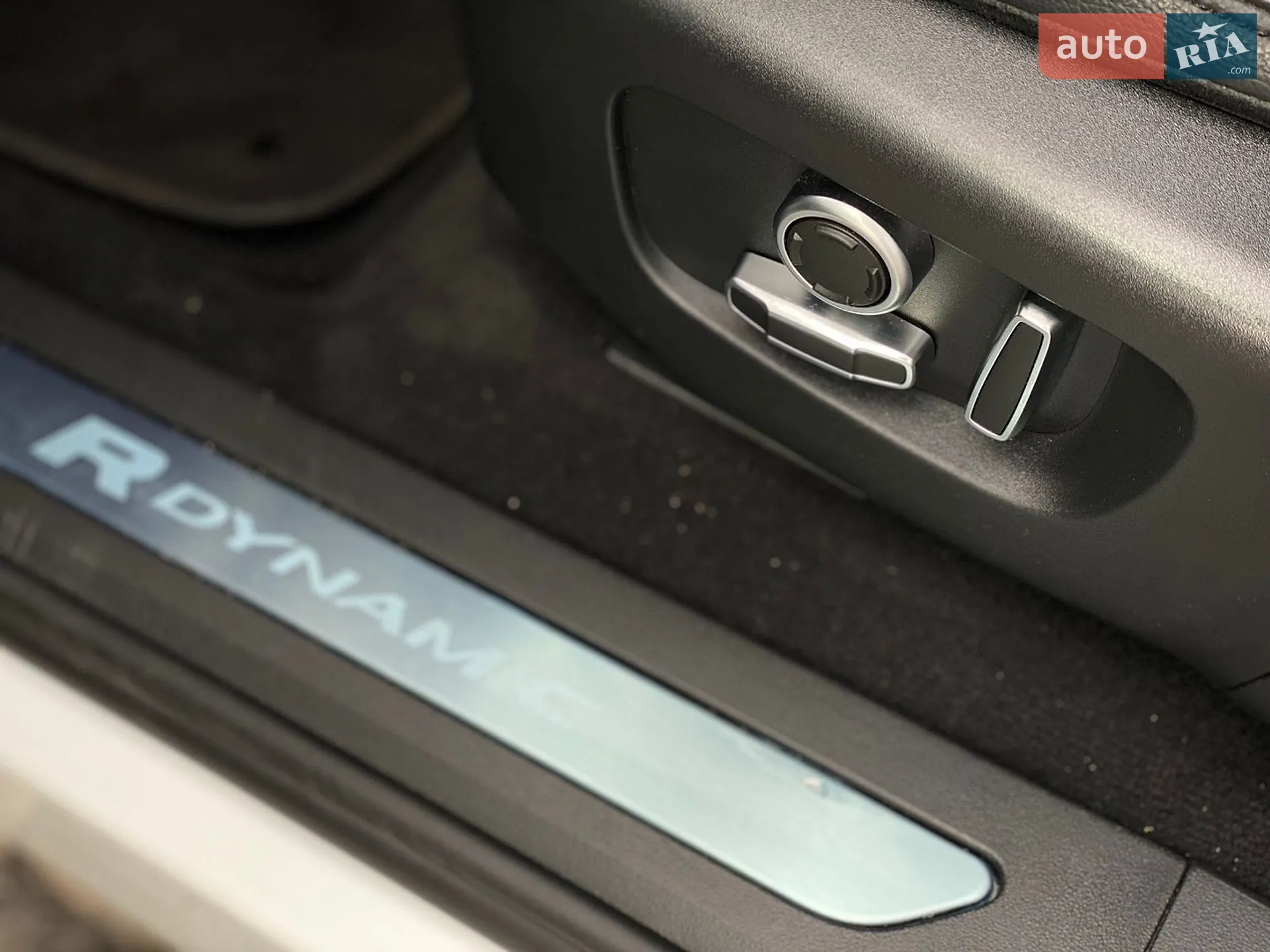 2021 Land Rover Range Rover Evoque - мініатюра 17