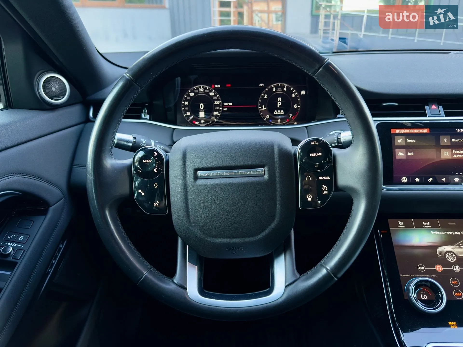 2019 Land Rover Range Rover Evoque - мініатюра 57