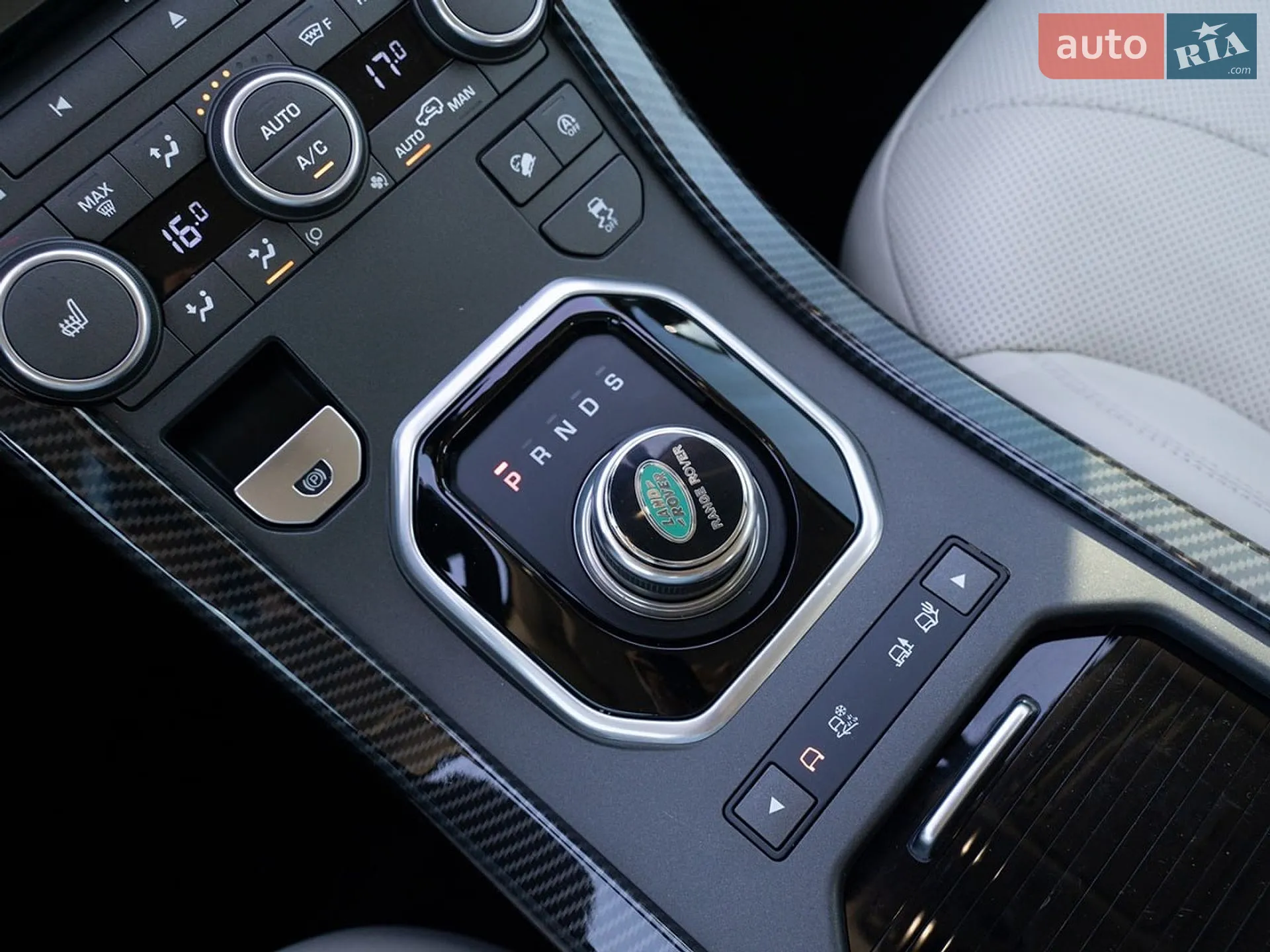 2018 Land Rover Range Rover Evoque - мініатюра 38