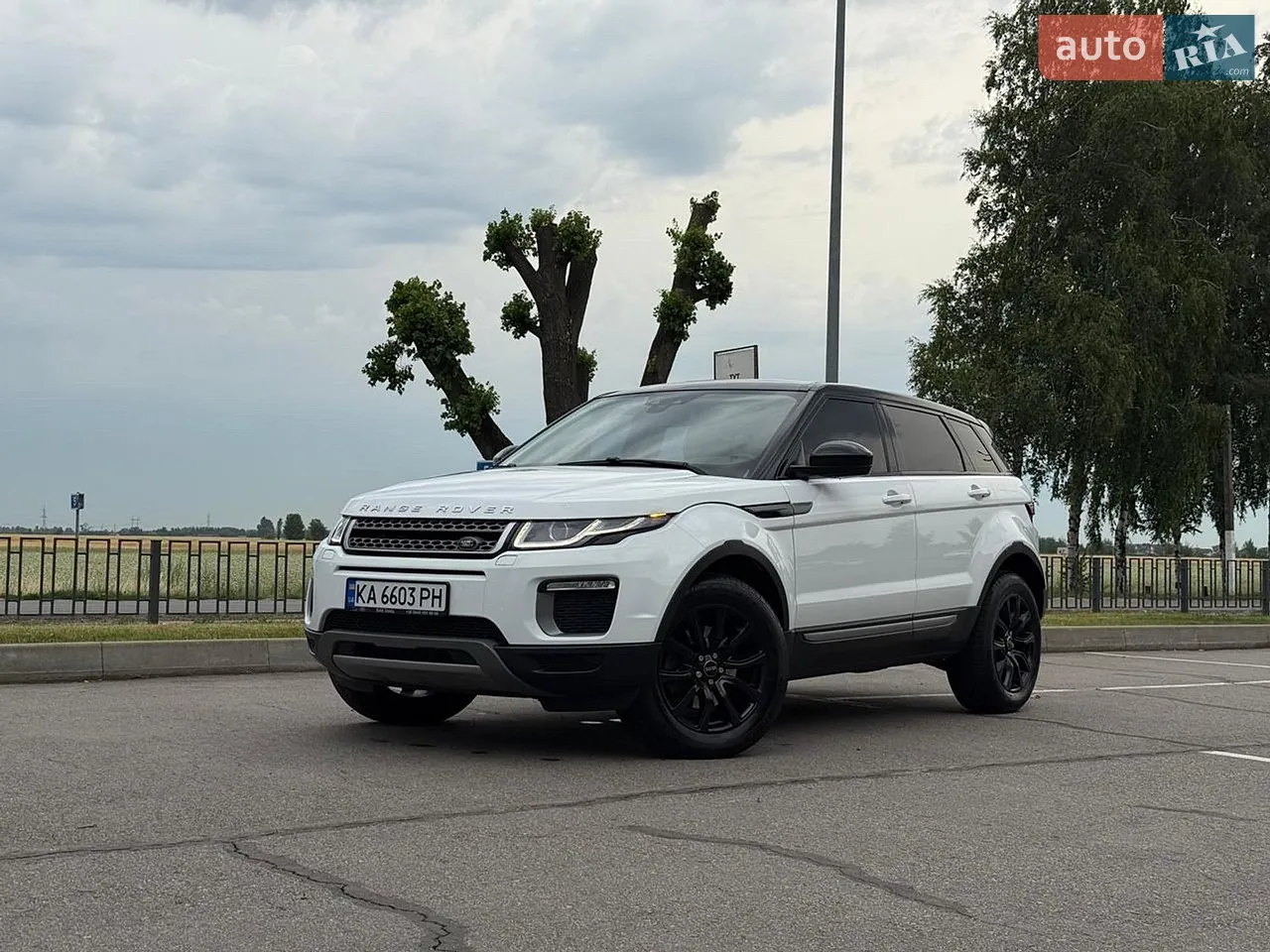 2015 Land Rover Range Rover Evoque - мініатюра 18