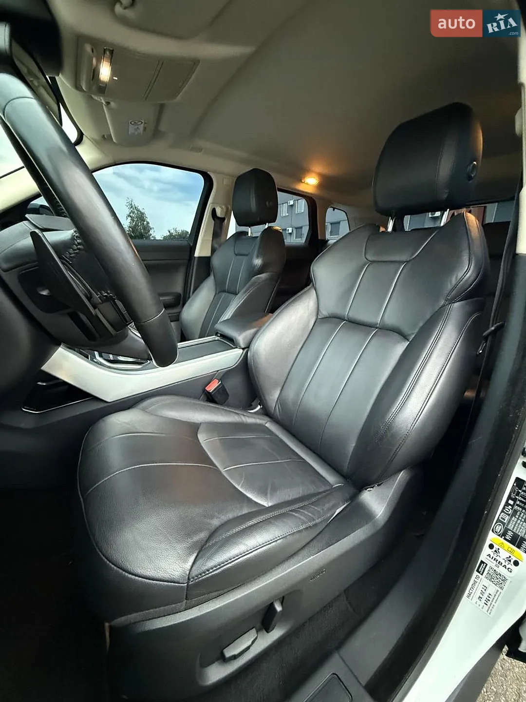 2016 Land Rover Range Rover Evoque - мініатюра 37