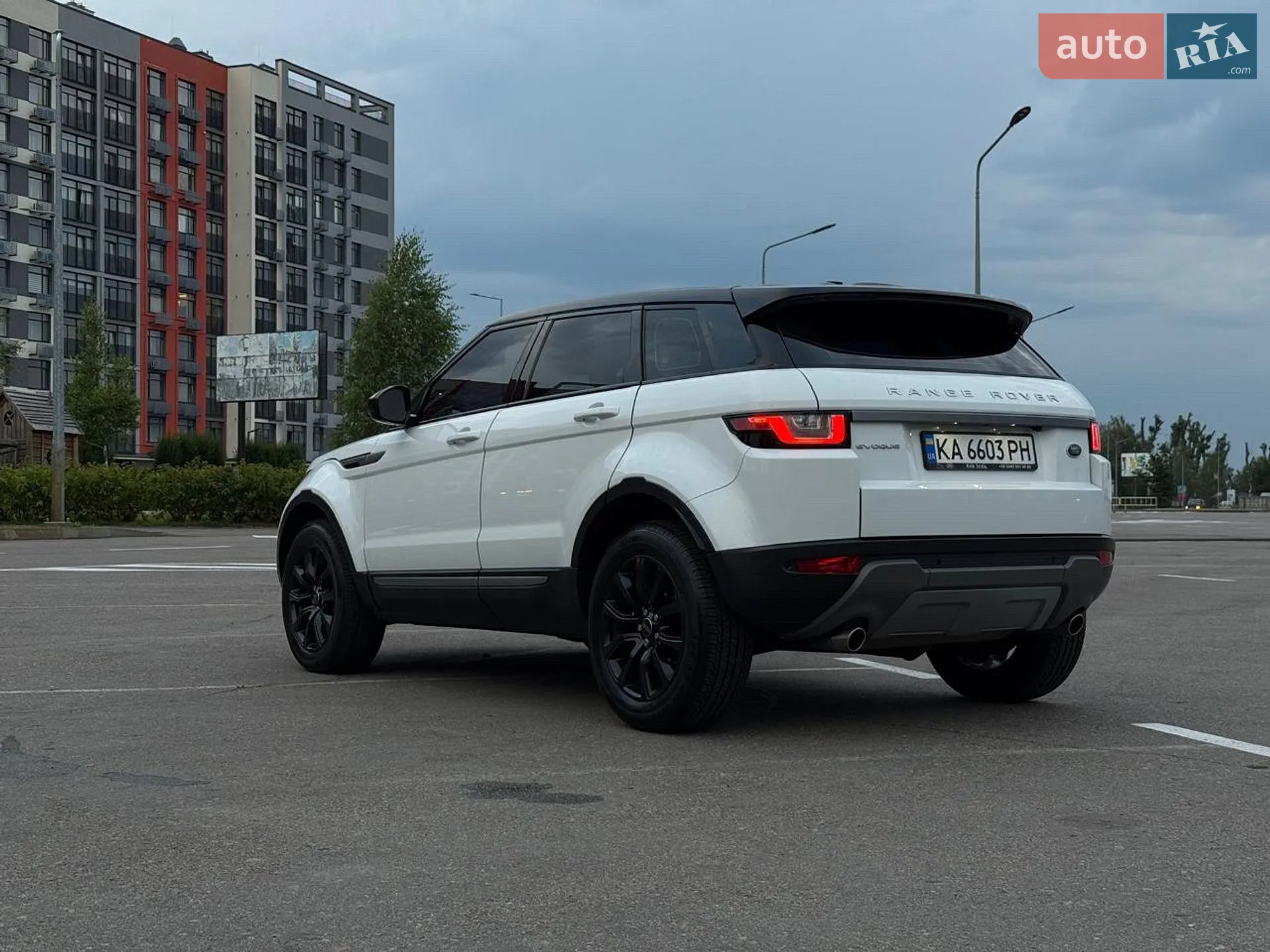 2016 Land Rover Range Rover Evoque - мініатюра 12