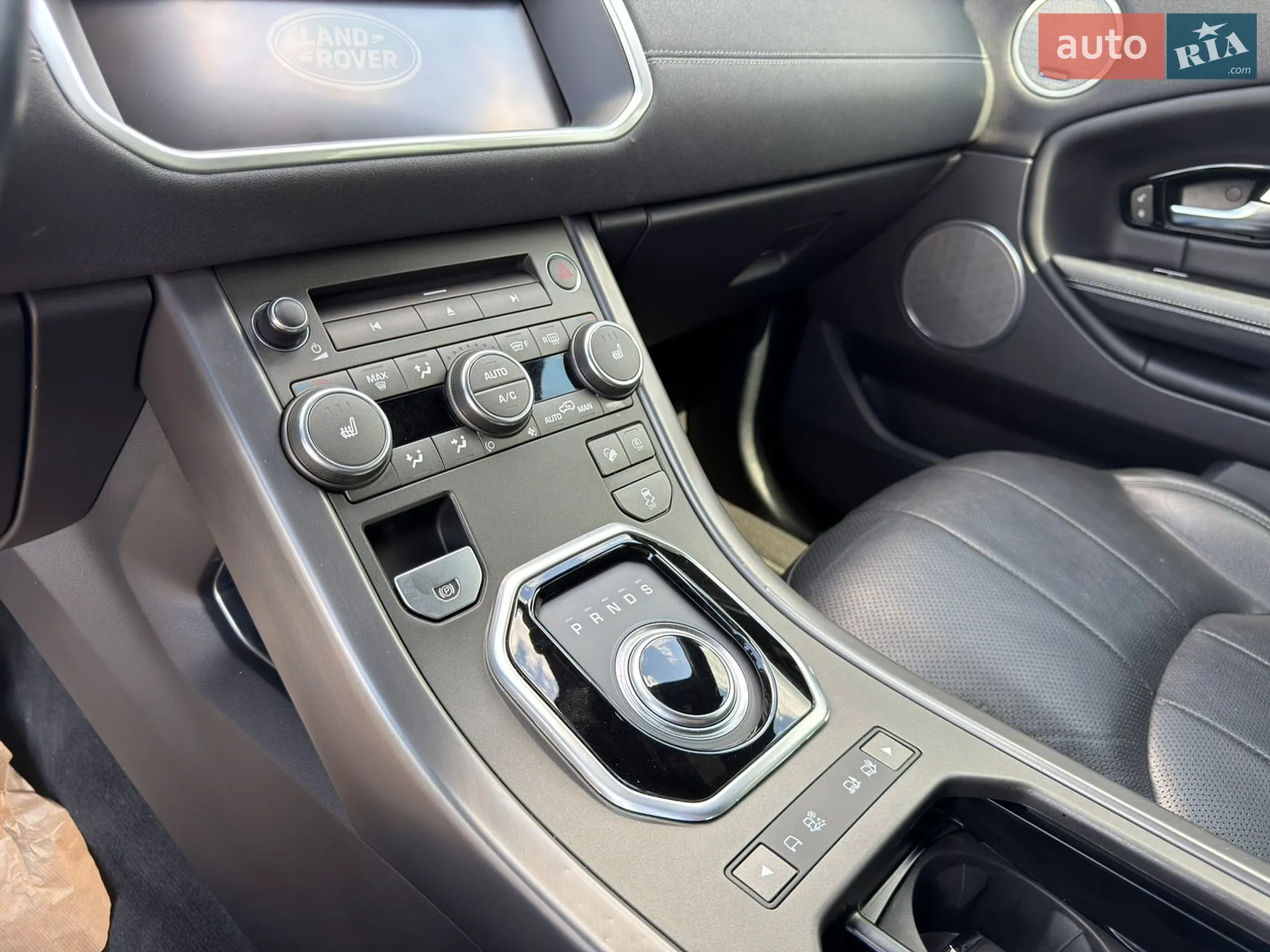 2018 Land Rover Range Rover Evoque - мініатюра 16