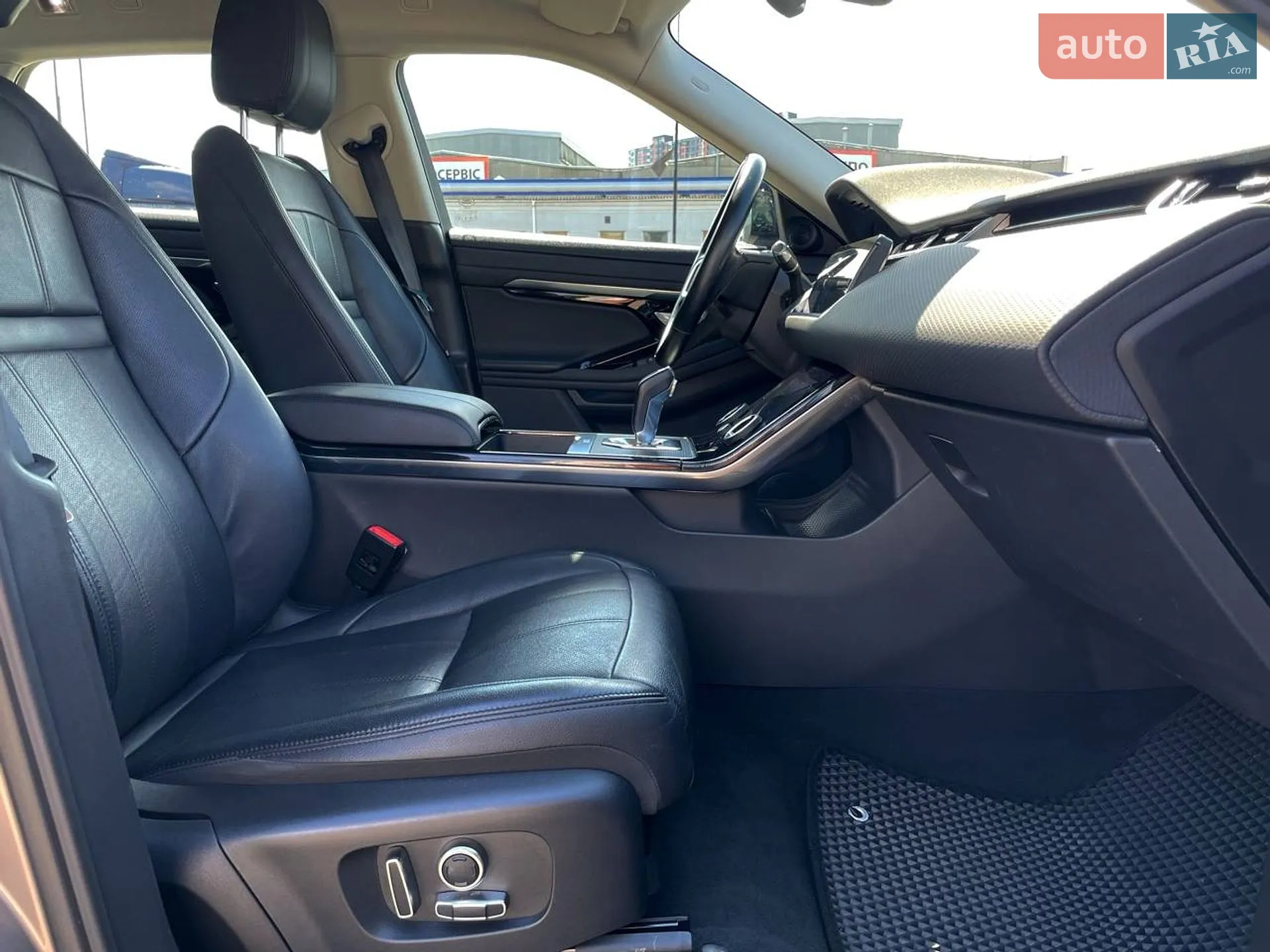 2021 Land Rover Range Rover Evoque - мініатюра 35