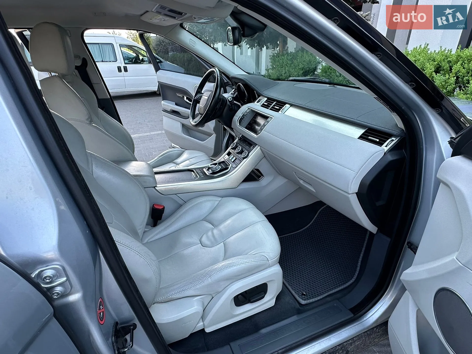 2012 Land Rover Range Rover Evoque - мініатюра 44