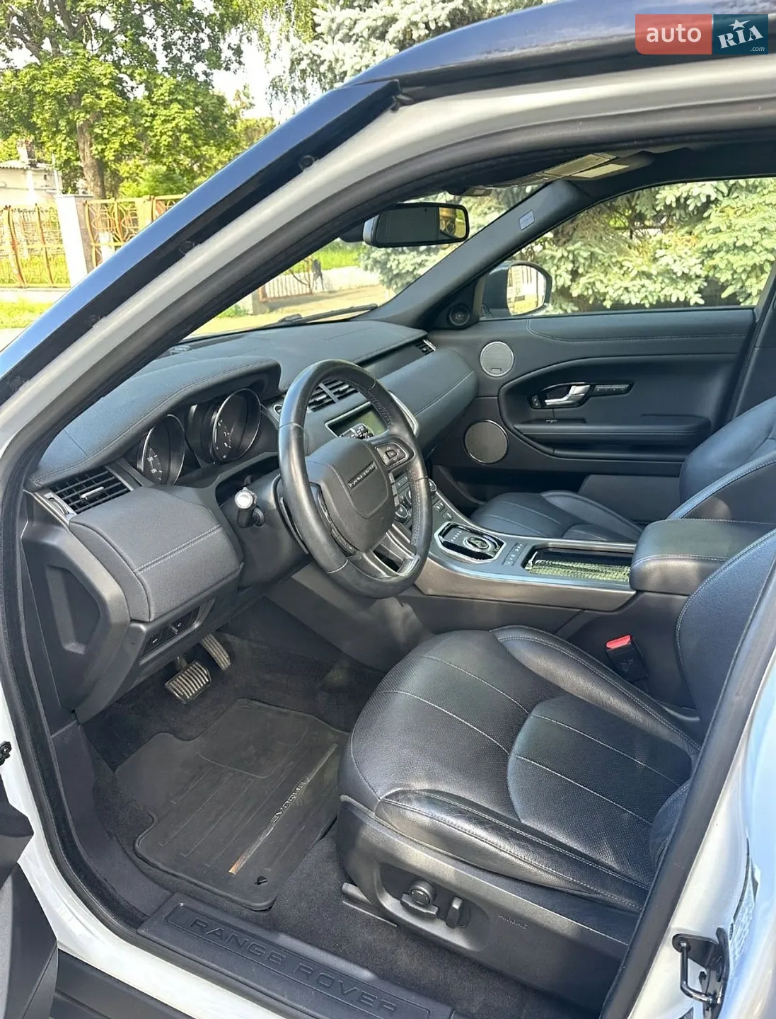 2018 Land Rover Range Rover Evoque - мініатюра 12