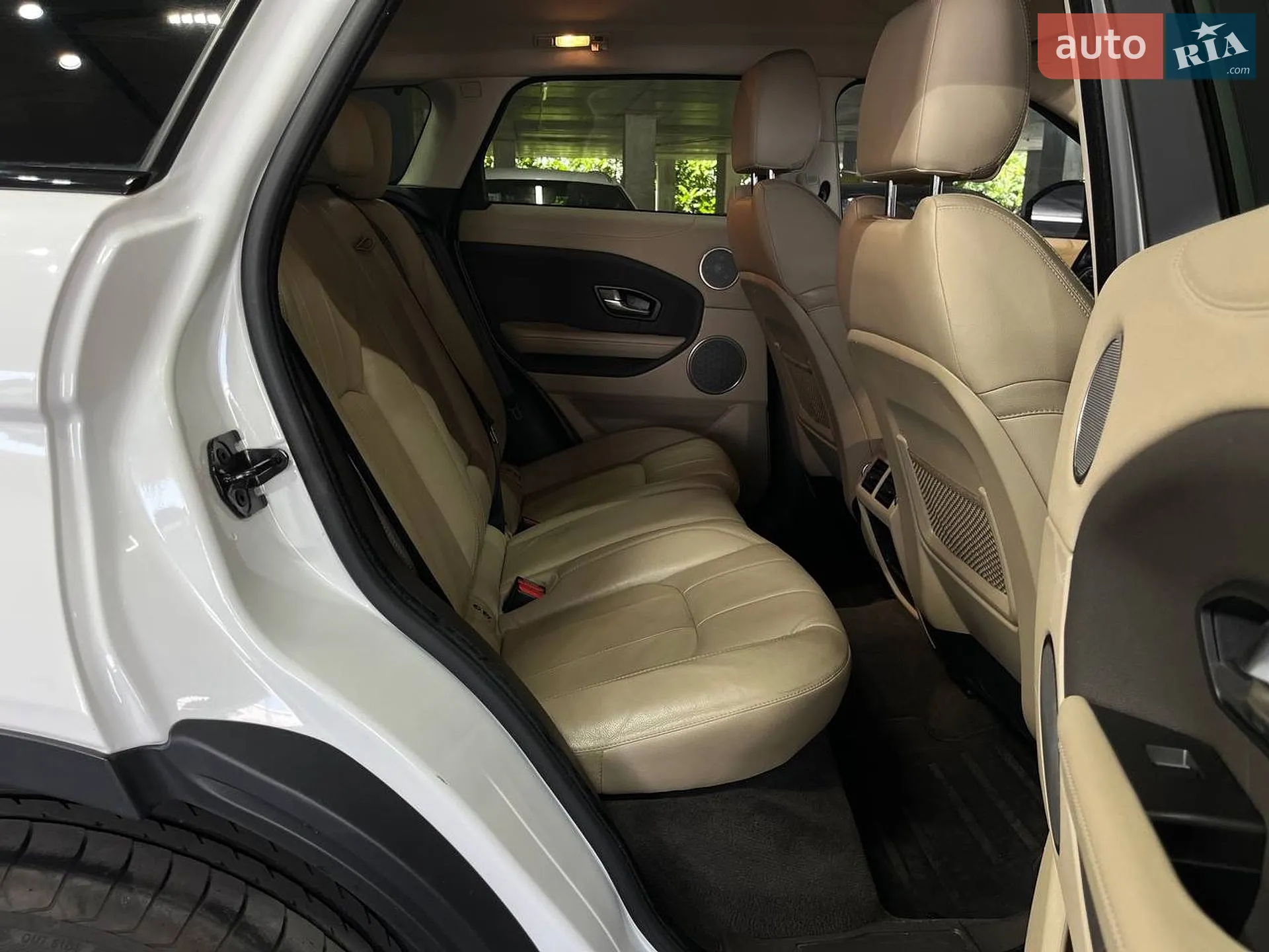 2016 Land Rover Range Rover Evoque - мініатюра 18