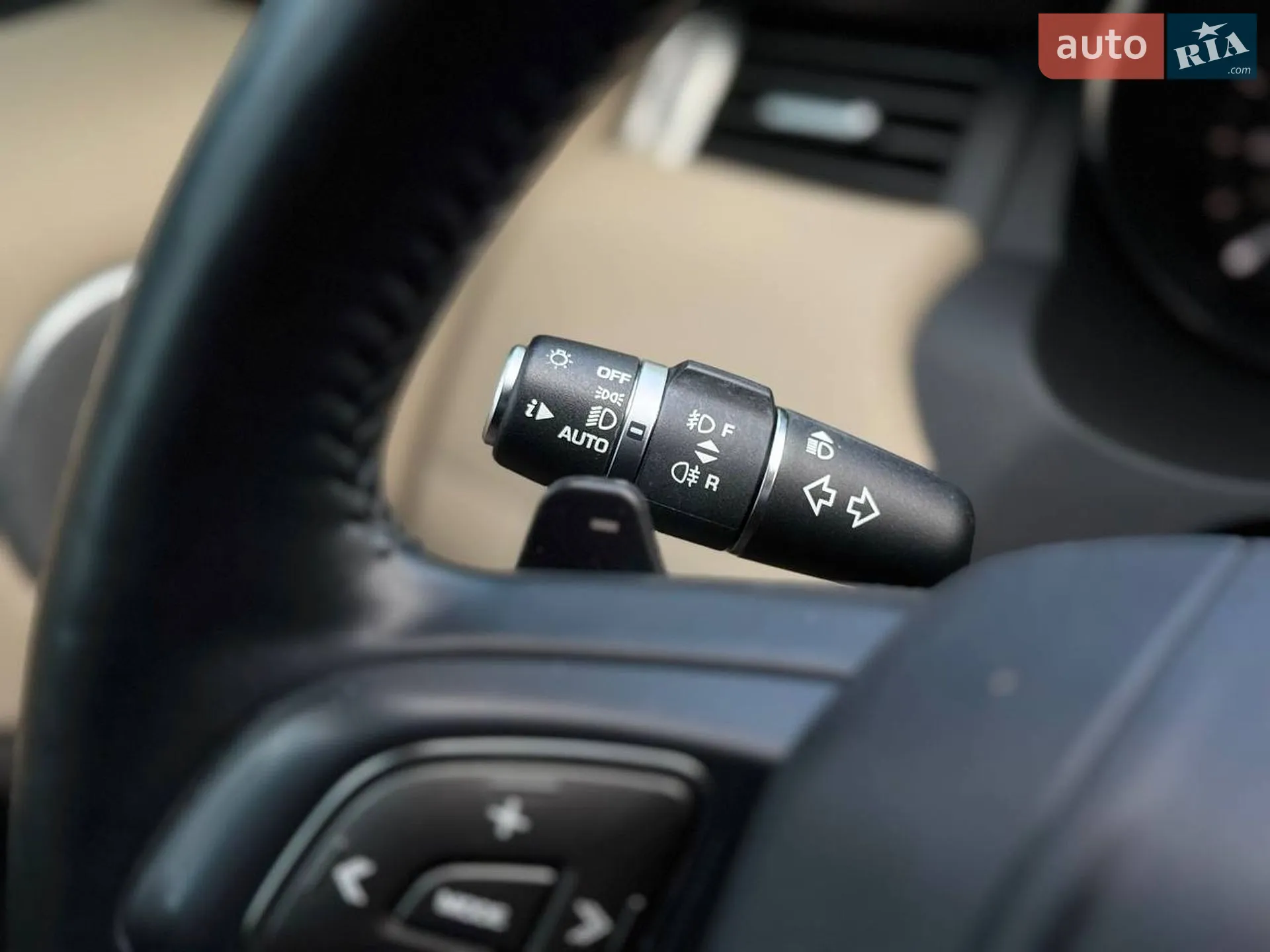 2016 Land Rover Range Rover Evoque - мініатюра 16