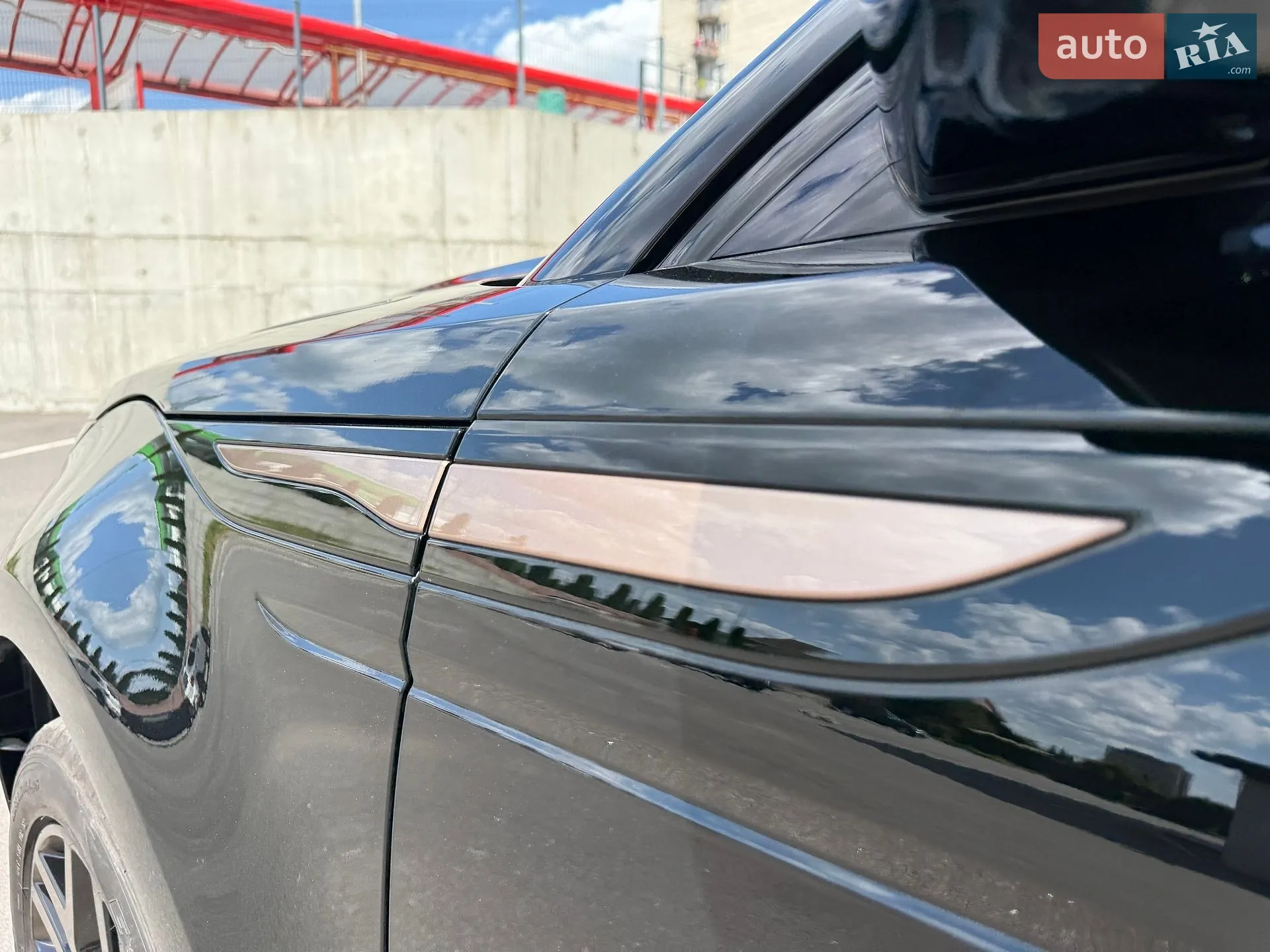 2023 Land Rover Range Rover Evoque - мініатюра 36
