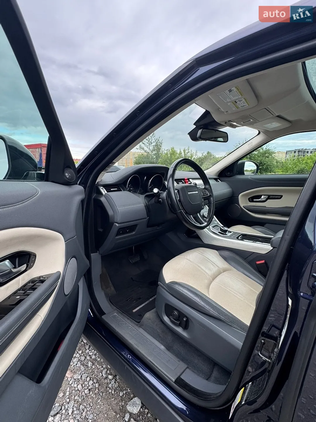2017 Land Rover Range Rover Evoque - мініатюра 22