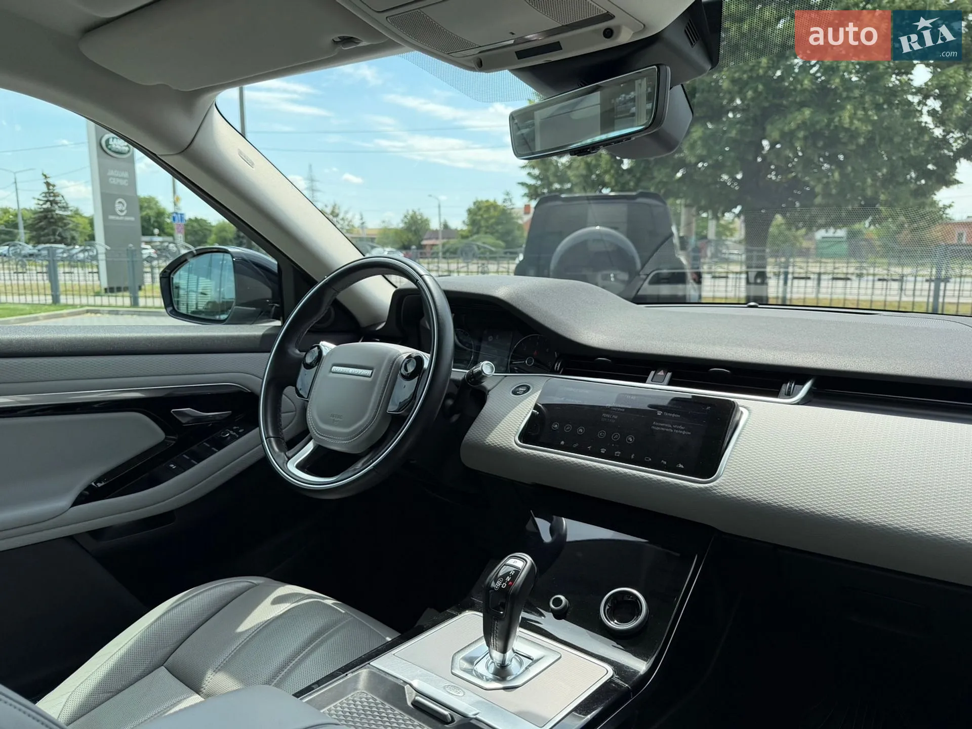2019 Land Rover Range Rover Evoque - мініатюра 32