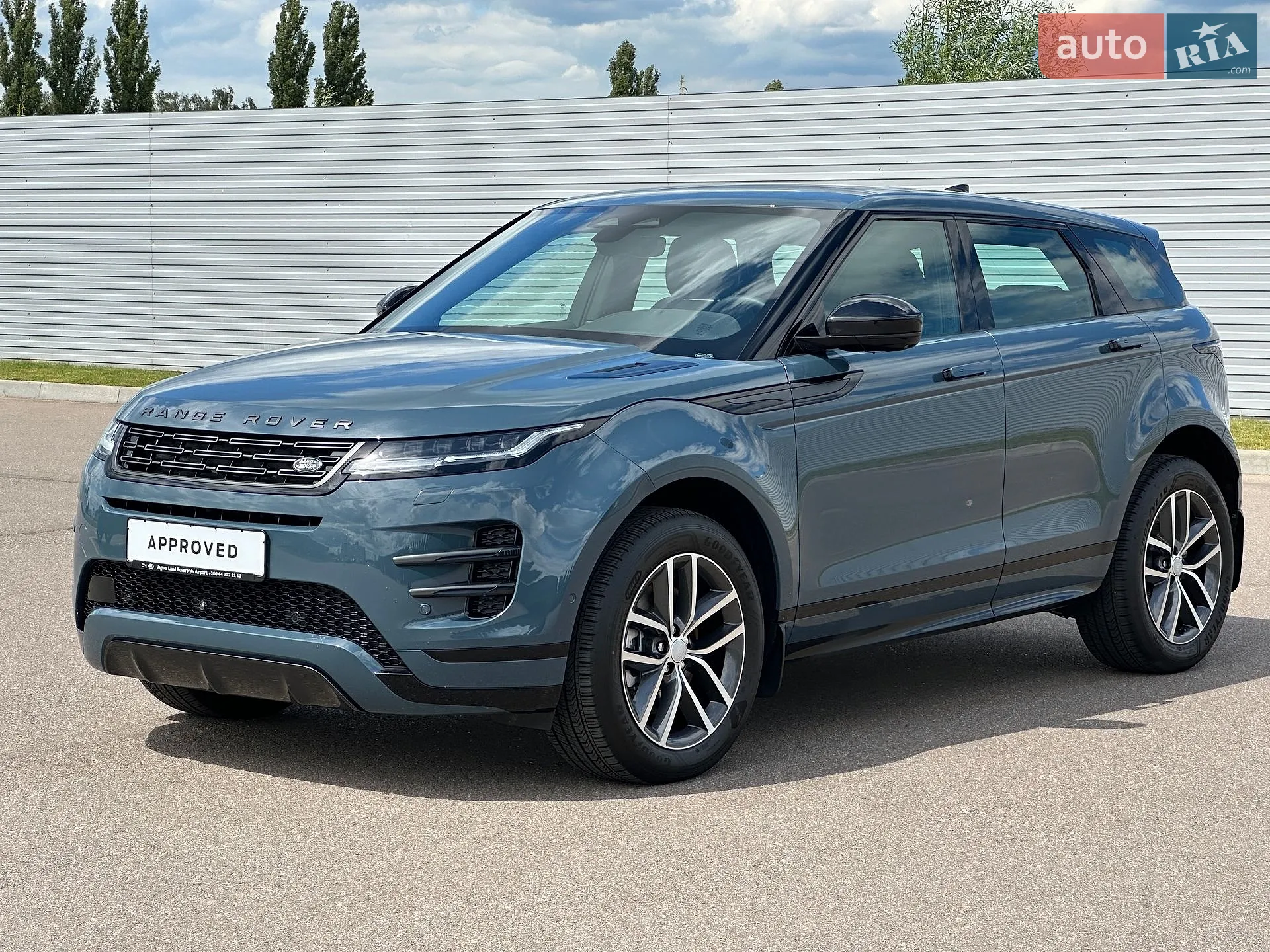 2025 Land Rover Range Rover Evoque - мініатюра 3