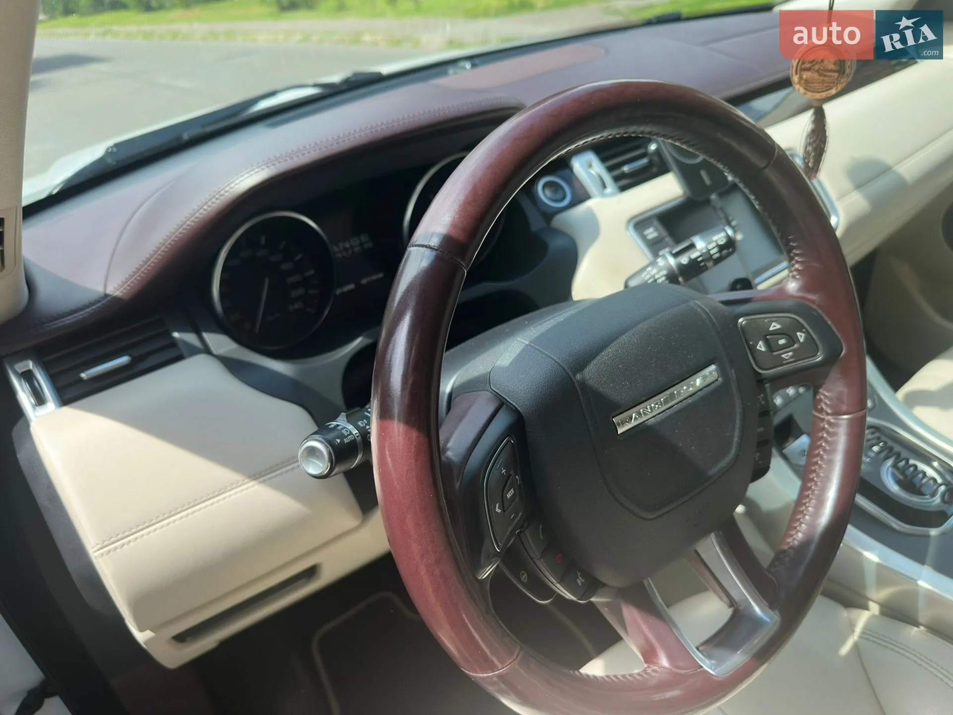 2012 Land Rover Range Rover Evoque - мініатюра 17