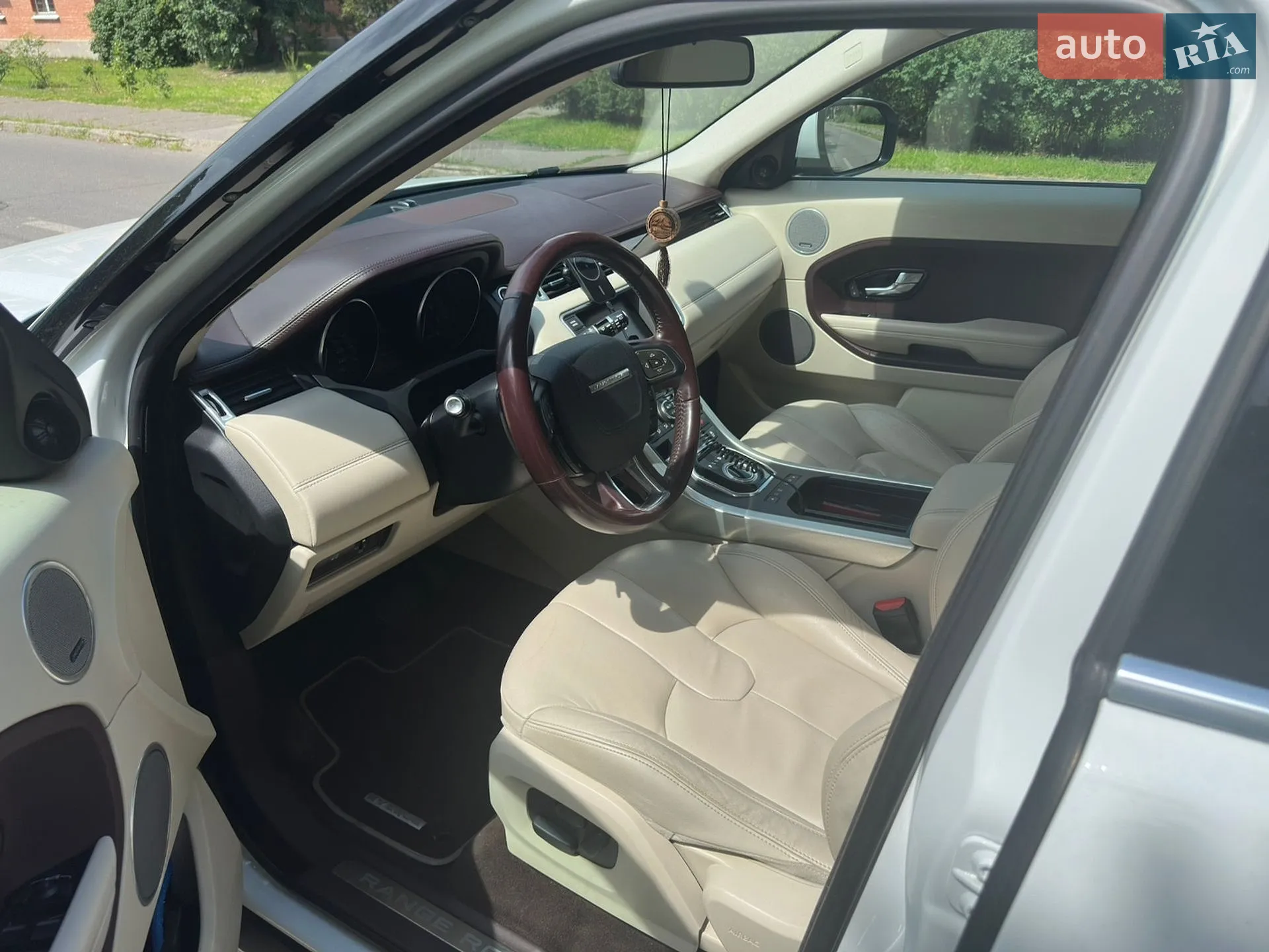 2012 Land Rover Range Rover Evoque - мініатюра 21