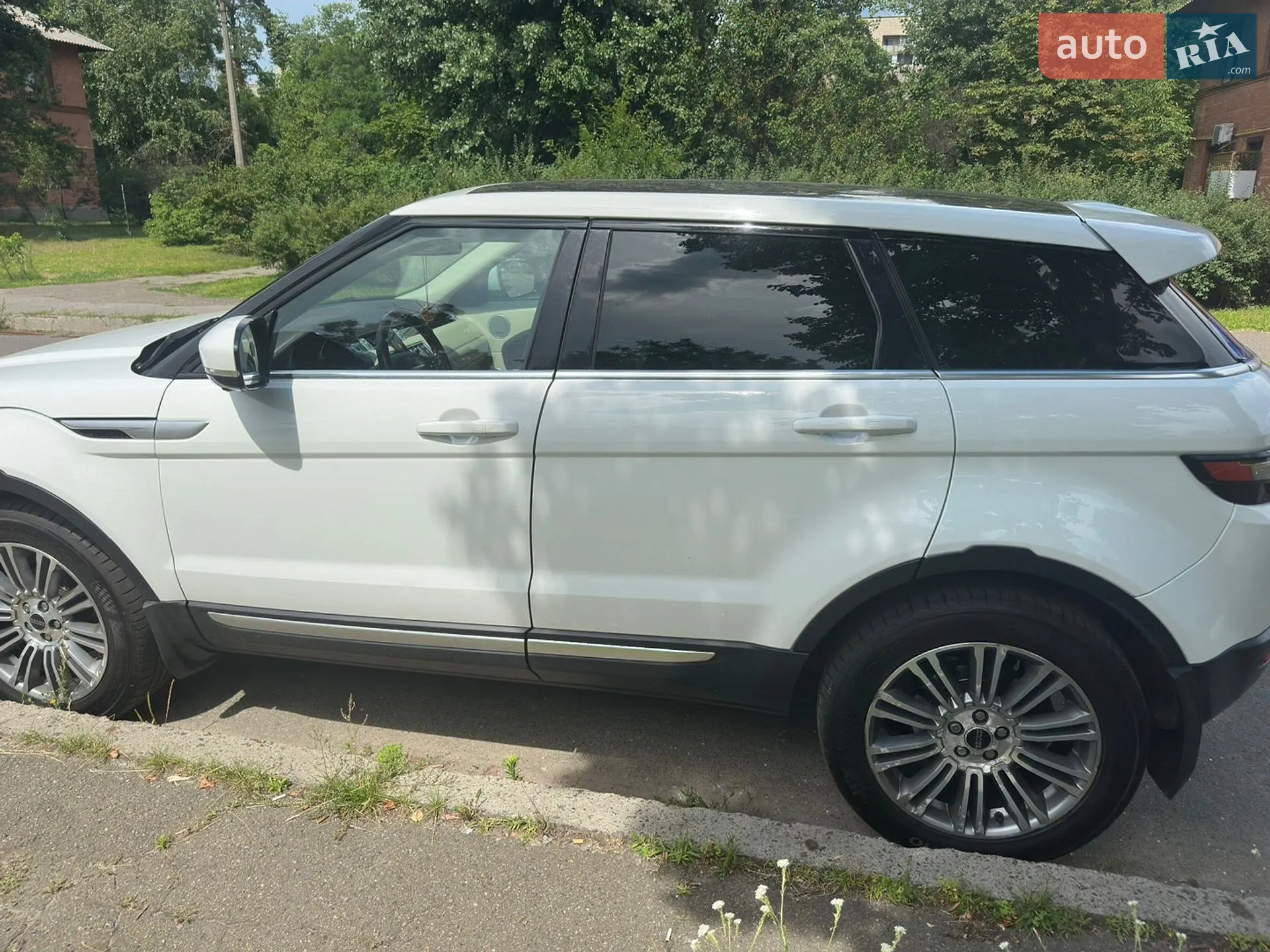 2012 Land Rover Range Rover Evoque - мініатюра 26