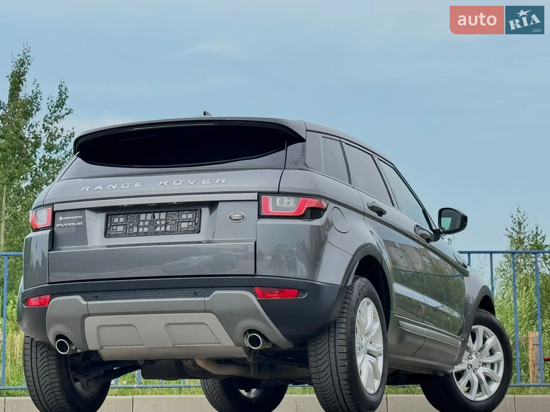 2019 Land Rover Range Rover Evoque - мініатюра 21