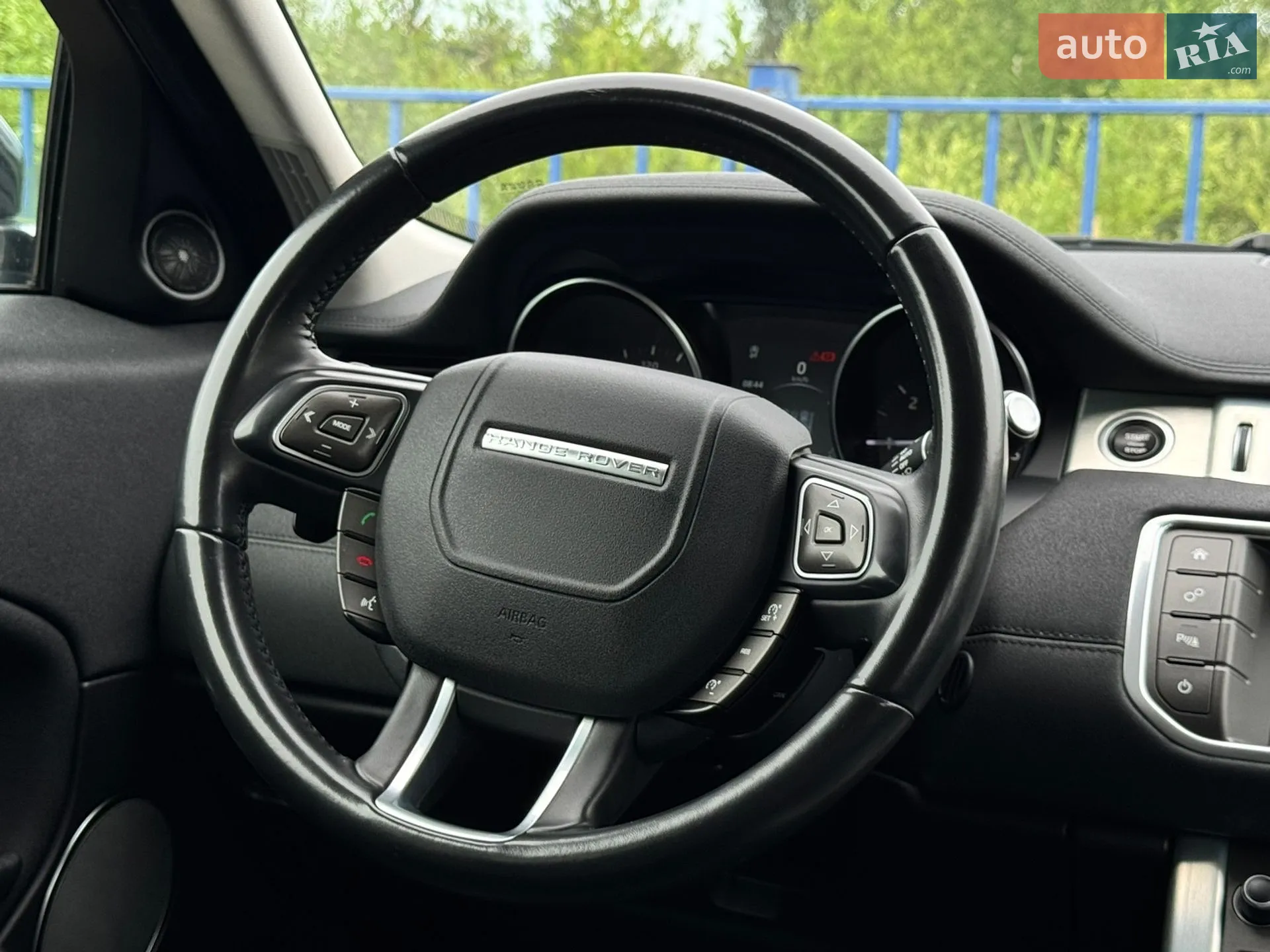 2019 Land Rover Range Rover Evoque - мініатюра 51