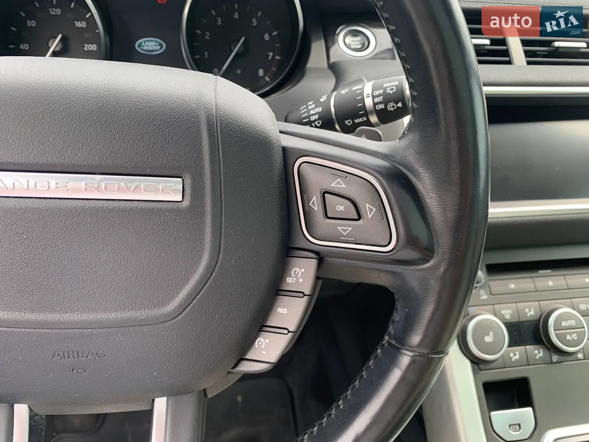 2016 Land Rover Range Rover Evoque - мініатюра 40
