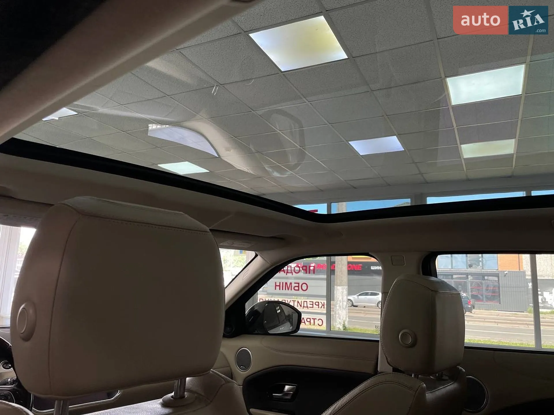 2016 Land Rover Range Rover Evoque - мініатюра 36