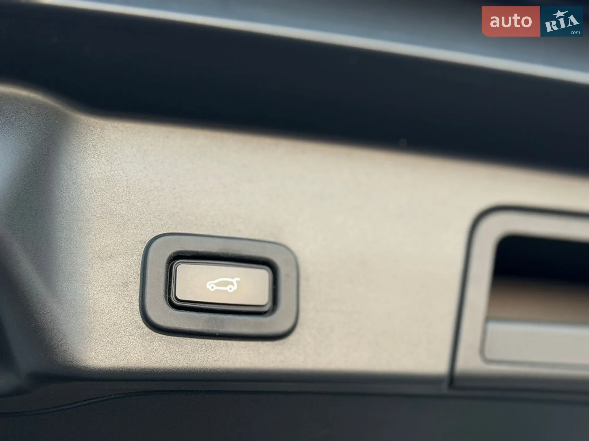 2019 Land Rover Range Rover Evoque - мініатюра 16