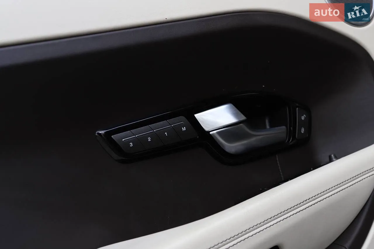 2015 Land Rover Range Rover Evoque - мініатюра 39
