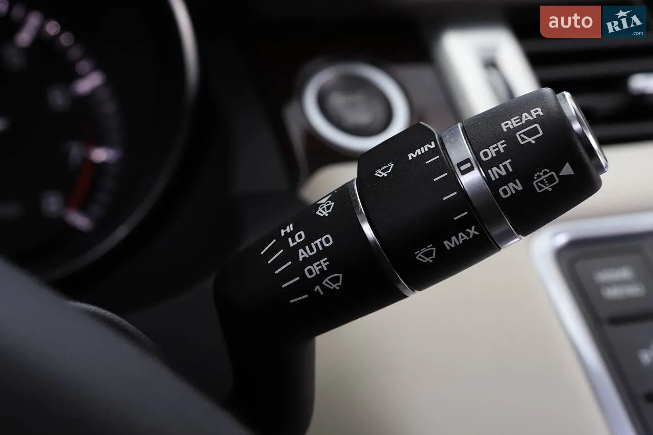 2015 Land Rover Range Rover Evoque - мініатюра 49