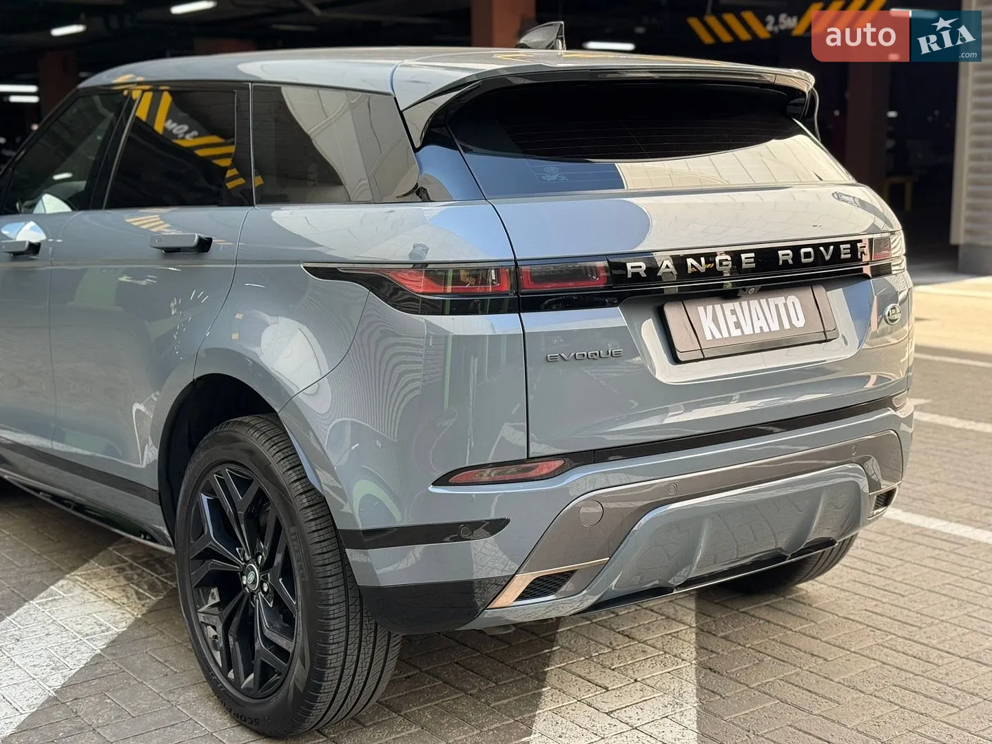 2022 Land Rover Range Rover Evoque - мініатюра 16