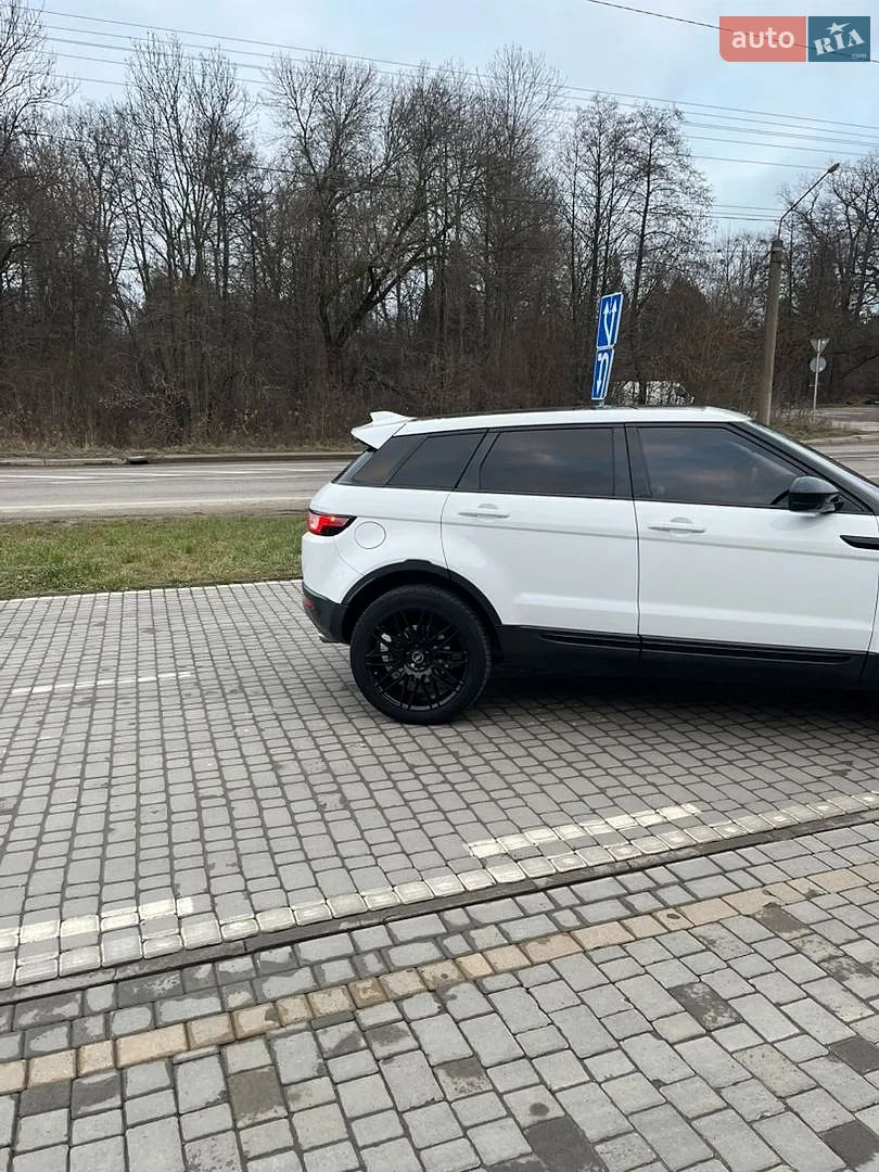 2017 Land Rover Range Rover Evoque - мініатюра 19