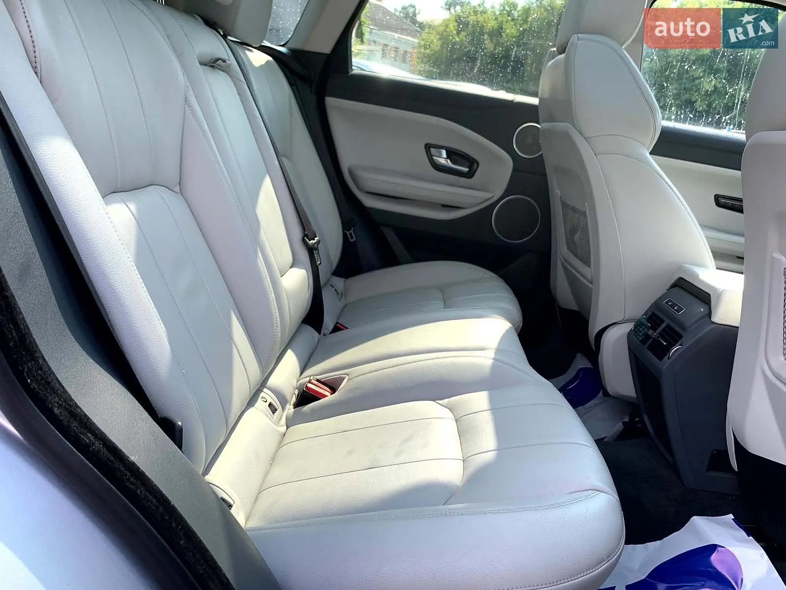 2015 Land Rover Range Rover Evoque - мініатюра 35