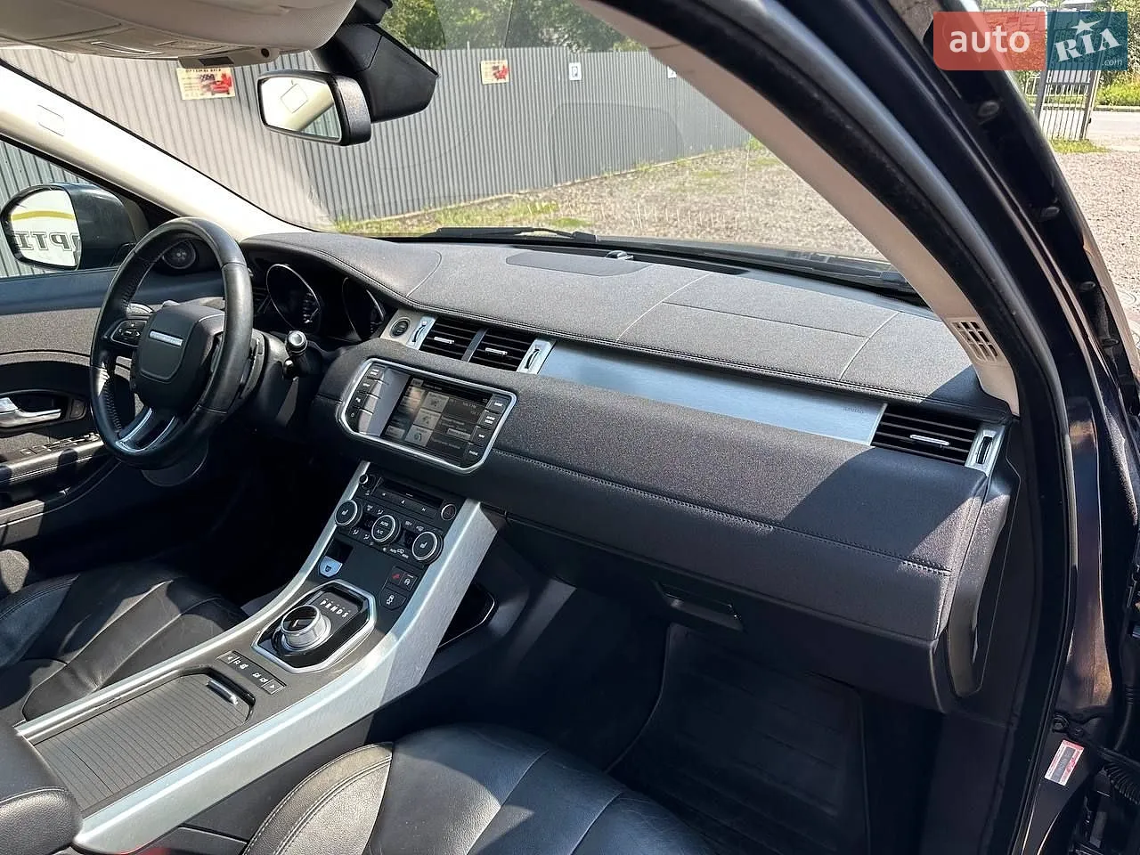 2015 Land Rover Range Rover Evoque - мініатюра 23
