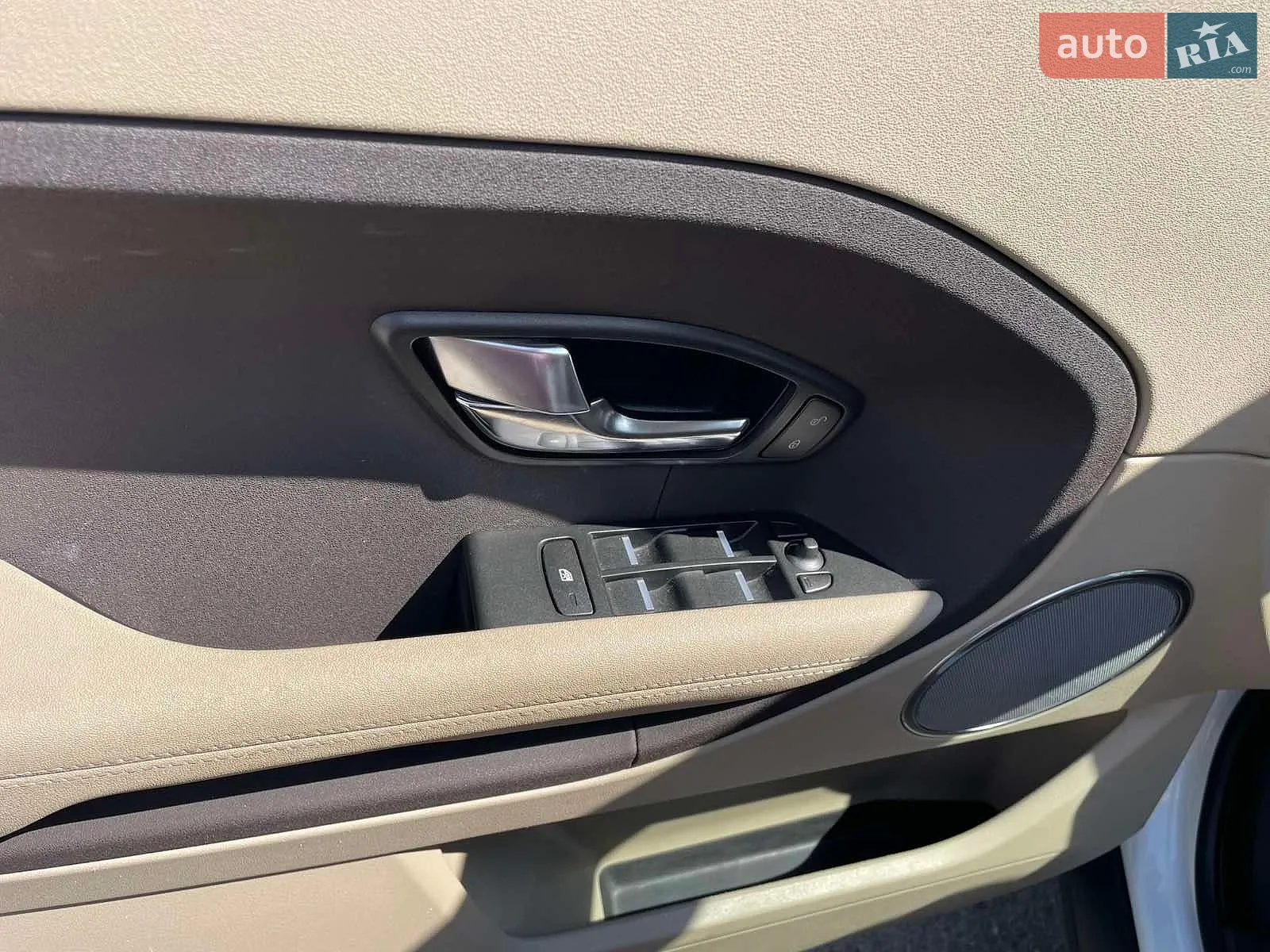 2012 Land Rover Range Rover Evoque - мініатюра 8