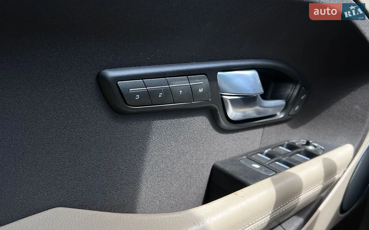2015 Land Rover Range Rover Evoque - мініатюра 23
