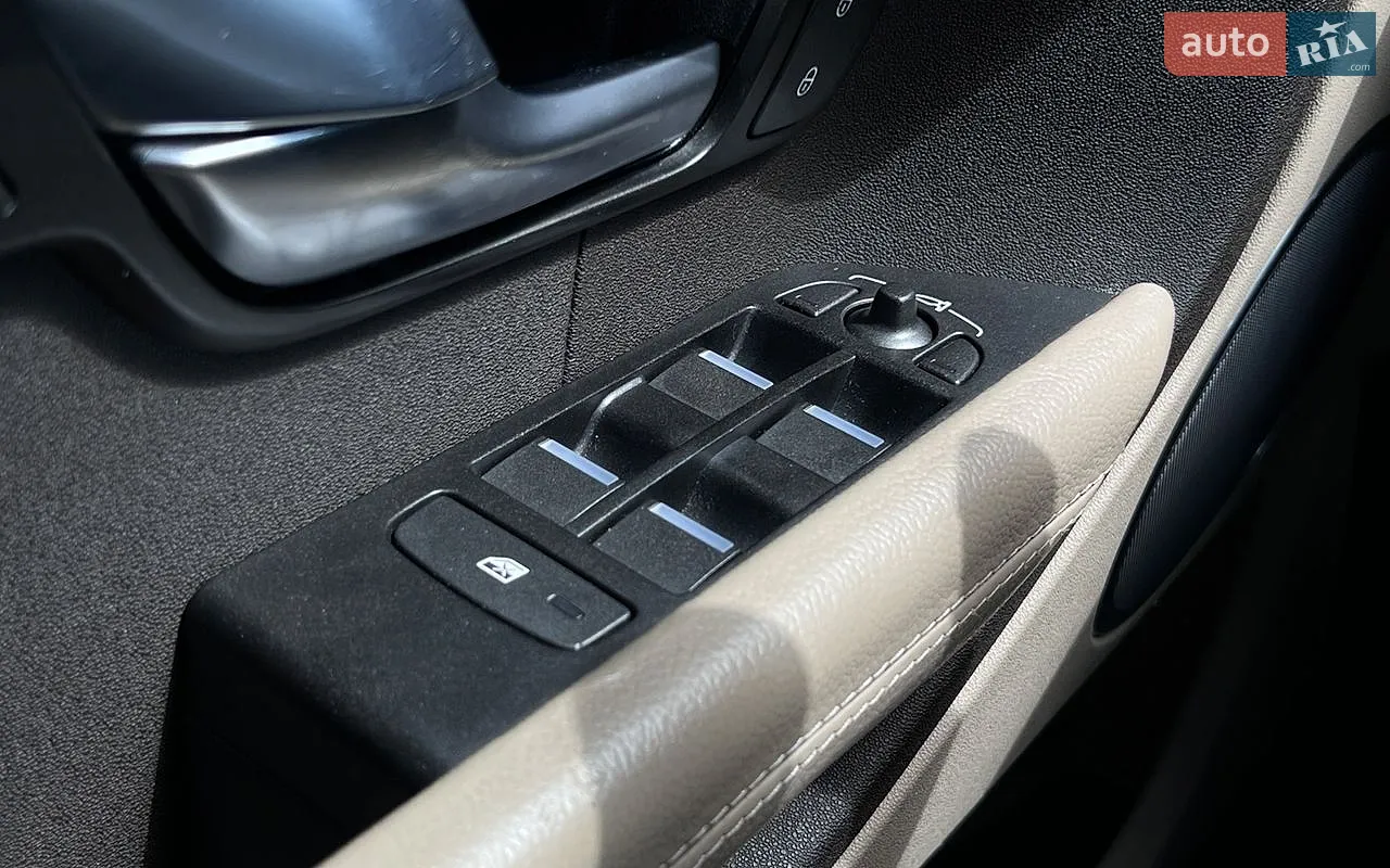 2015 Land Rover Range Rover Evoque - мініатюра 24