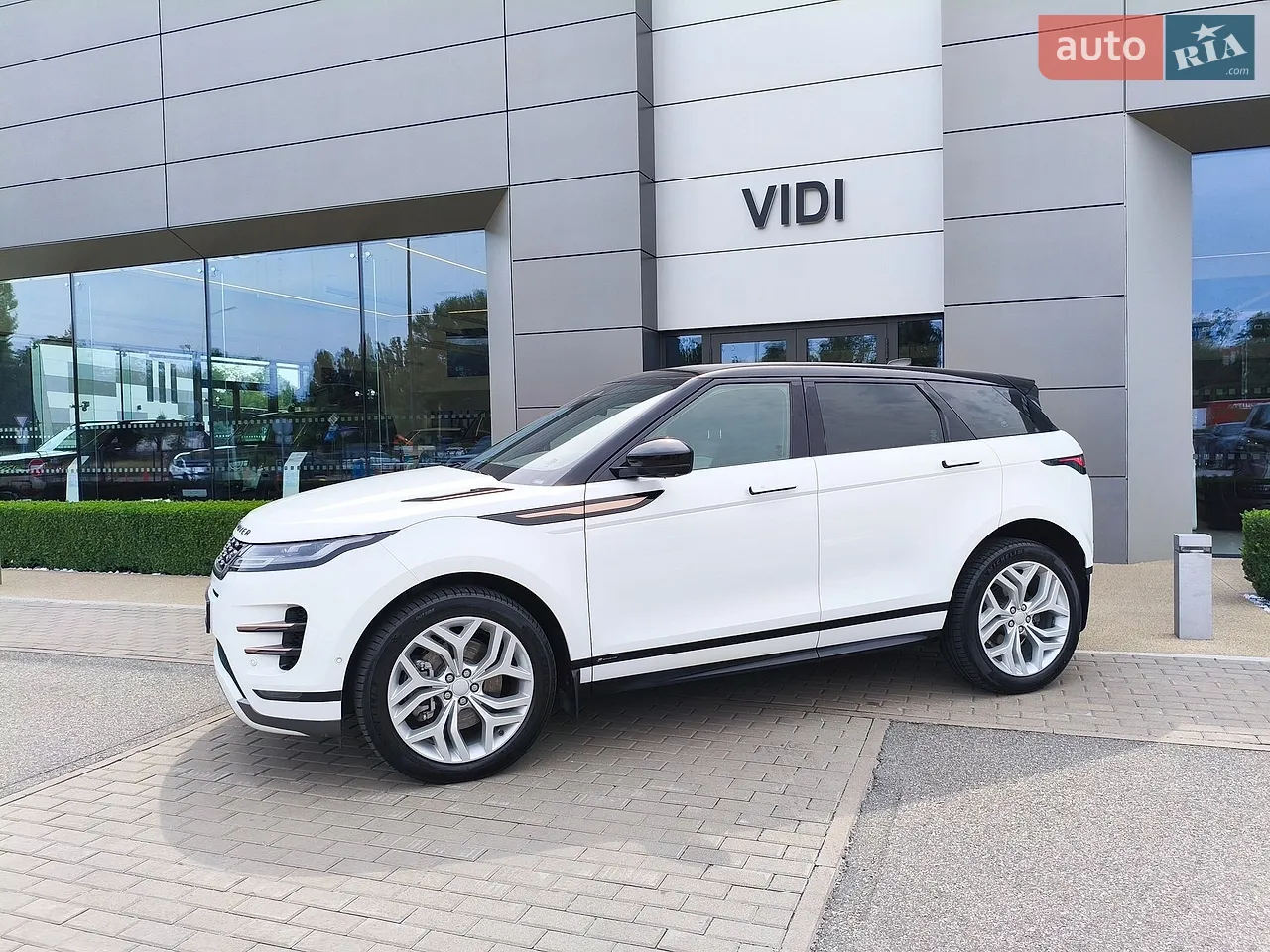 2026 Land Rover Defender - мініатюра 53