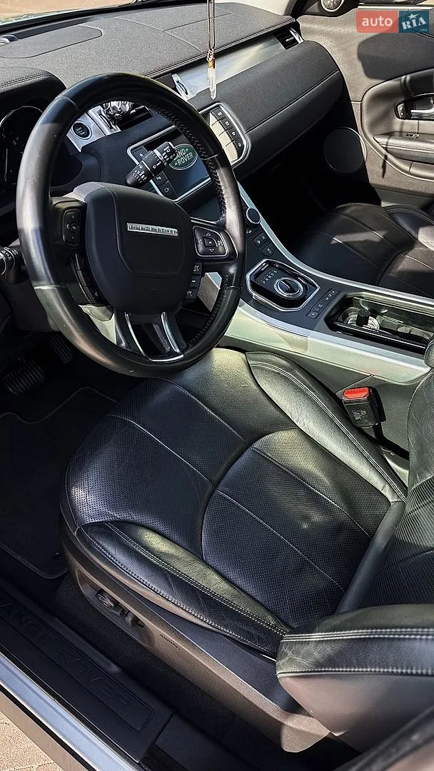 2017 Land Rover Range Rover Evoque - мініатюра 11