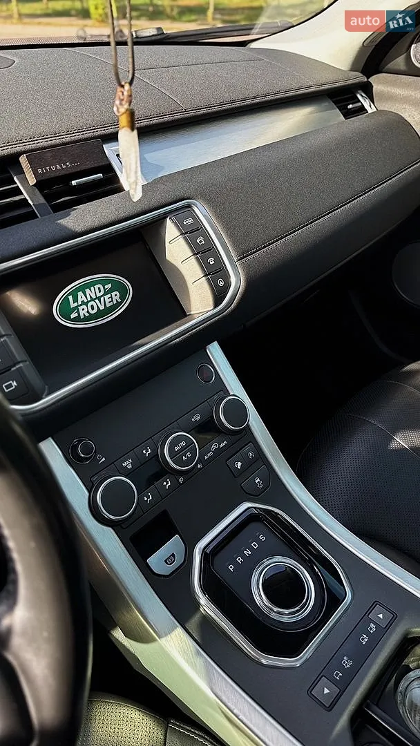 2017 Land Rover Range Rover Evoque - мініатюра 16