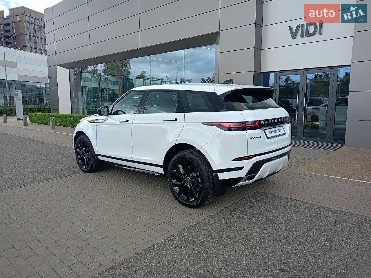 2026 Land Rover Range Rover Evoque - мініатюра 4