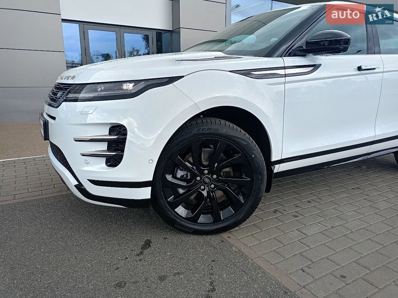 2026 Land Rover Range Rover Evoque - мініатюра 7