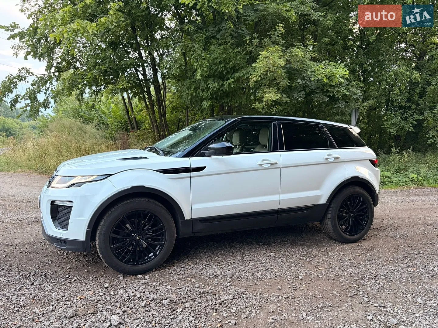 2015 Land Rover Range Rover Evoque - мініатюра 25