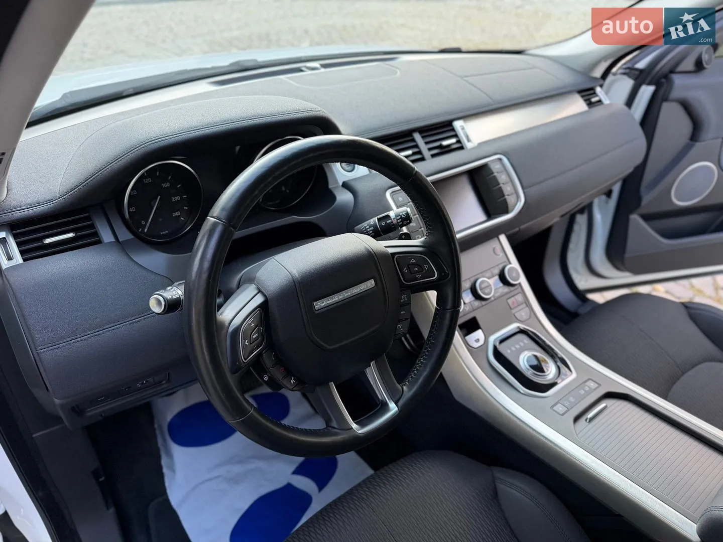 2018 Land Rover Range Rover Evoque - мініатюра 38