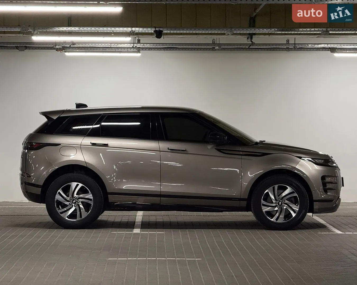 2020 Land Rover Range Rover Evoque - мініатюра 11
