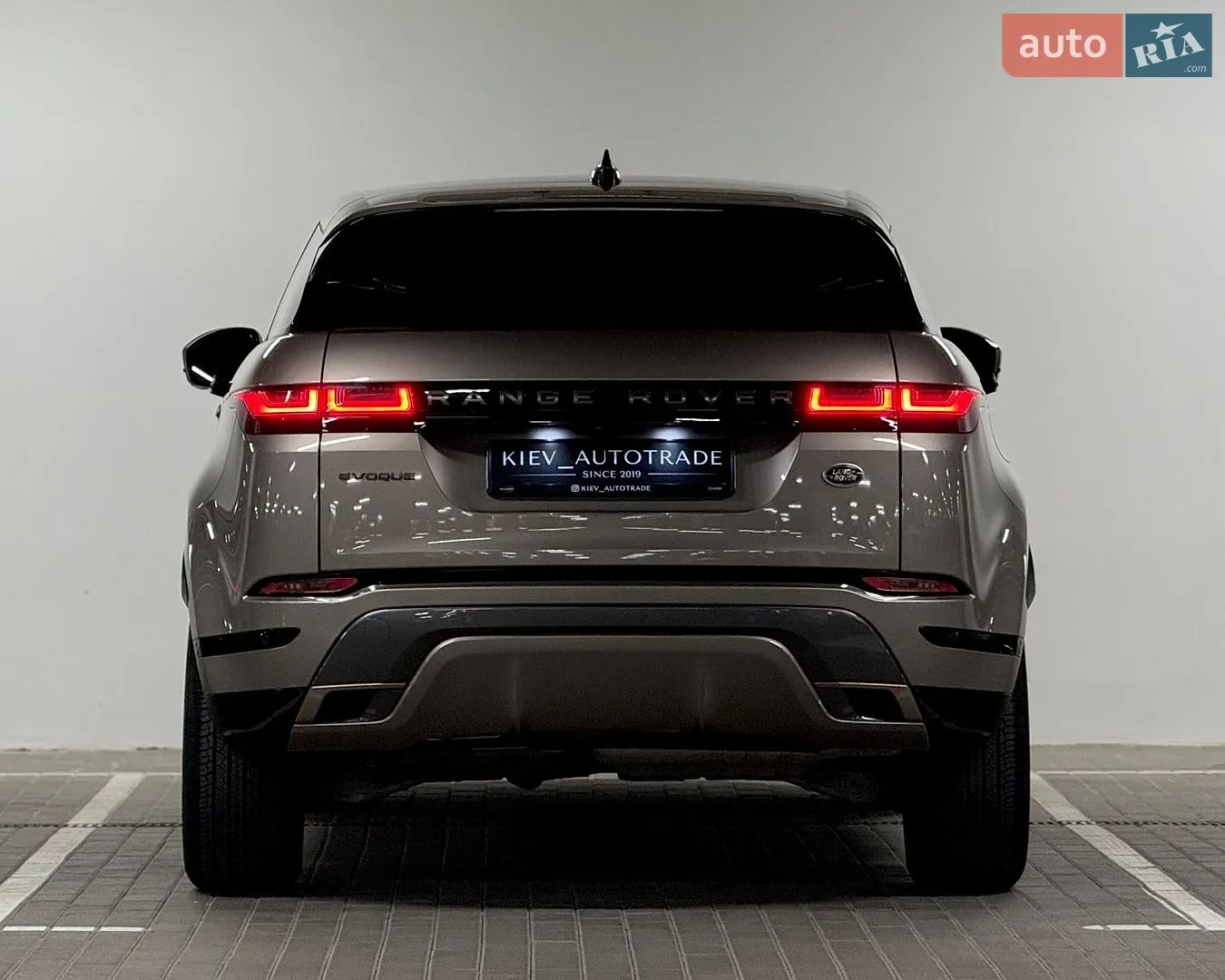2020 Land Rover Range Rover Evoque - мініатюра 14
