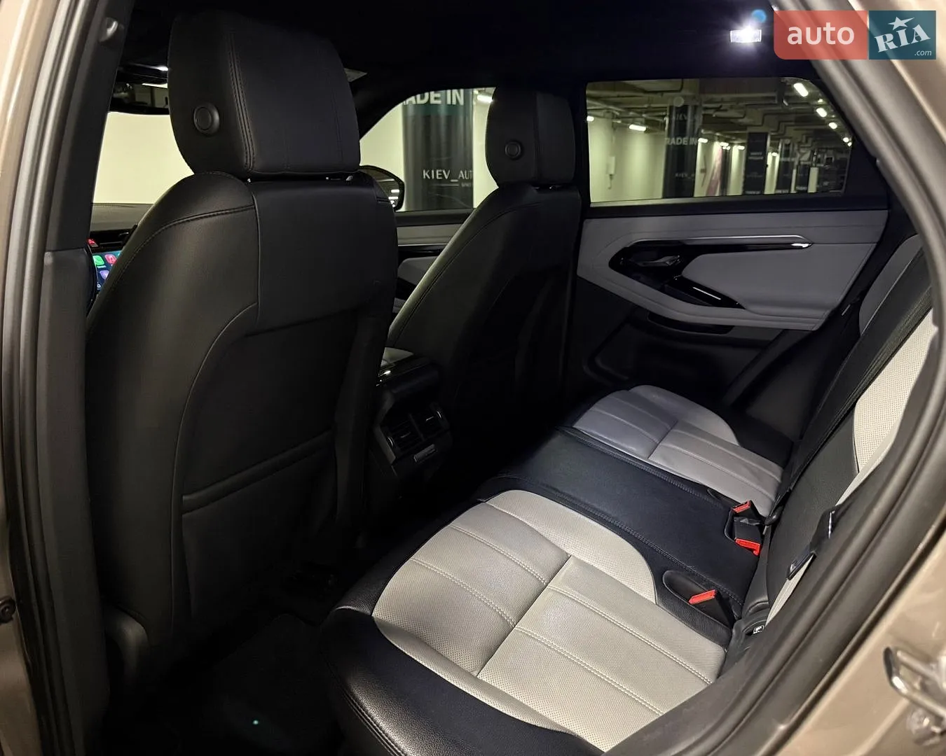 2020 Land Rover Range Rover Evoque - мініатюра 36