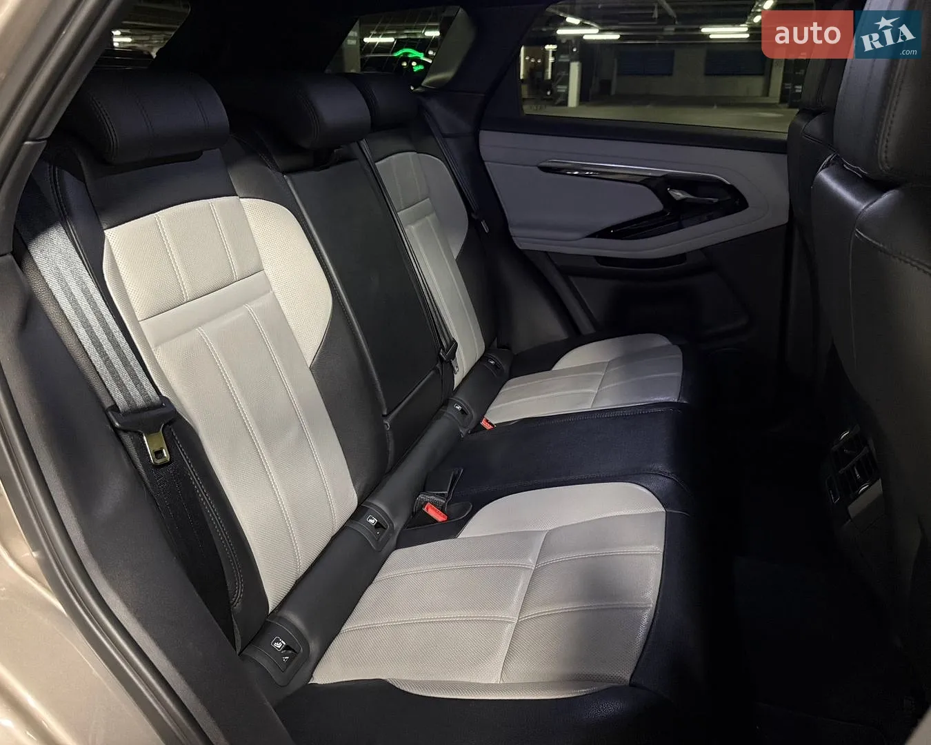 2020 Land Rover Range Rover Evoque - мініатюра 38
