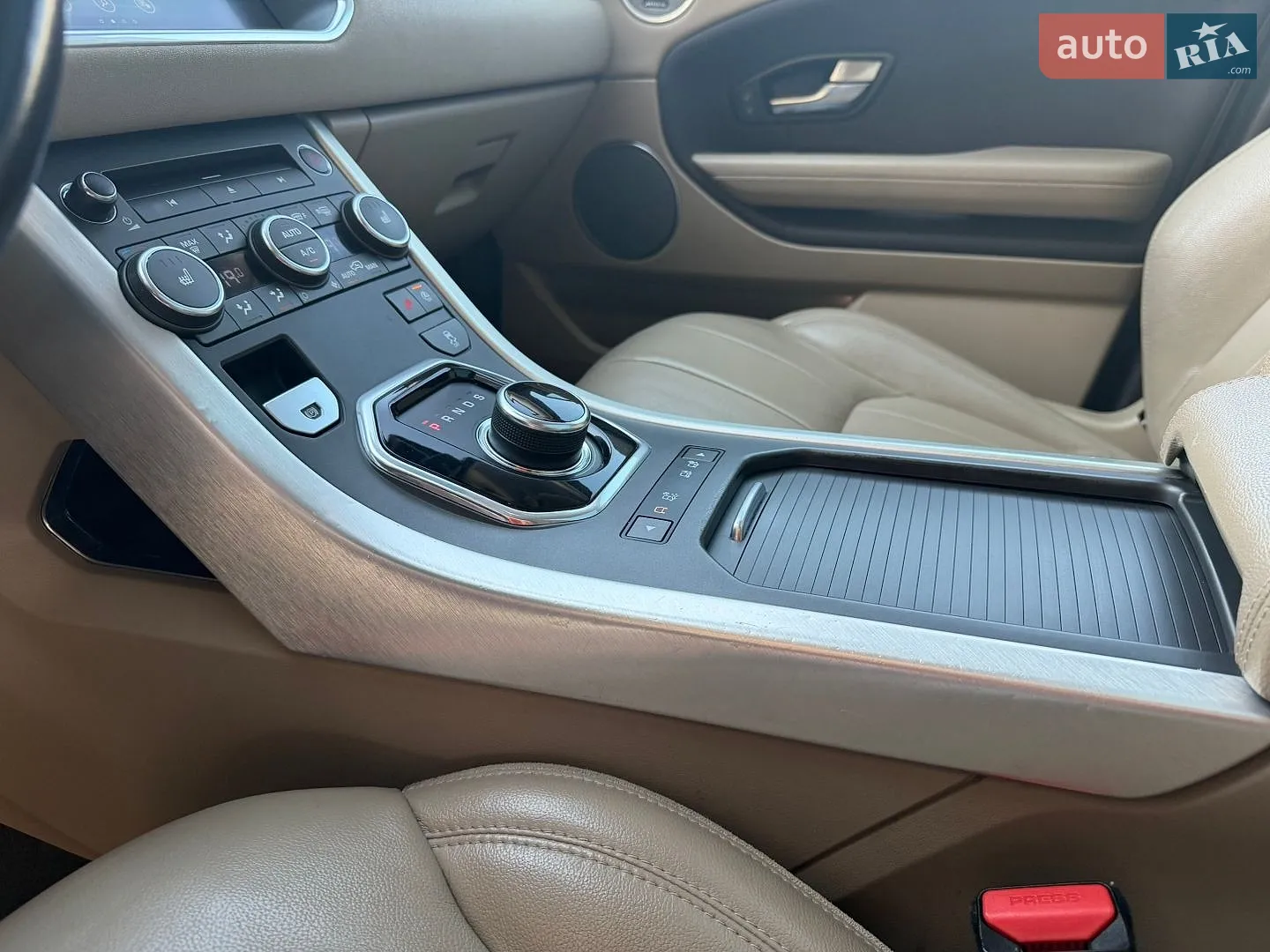 2018 Land Rover Range Rover Evoque - мініатюра 14