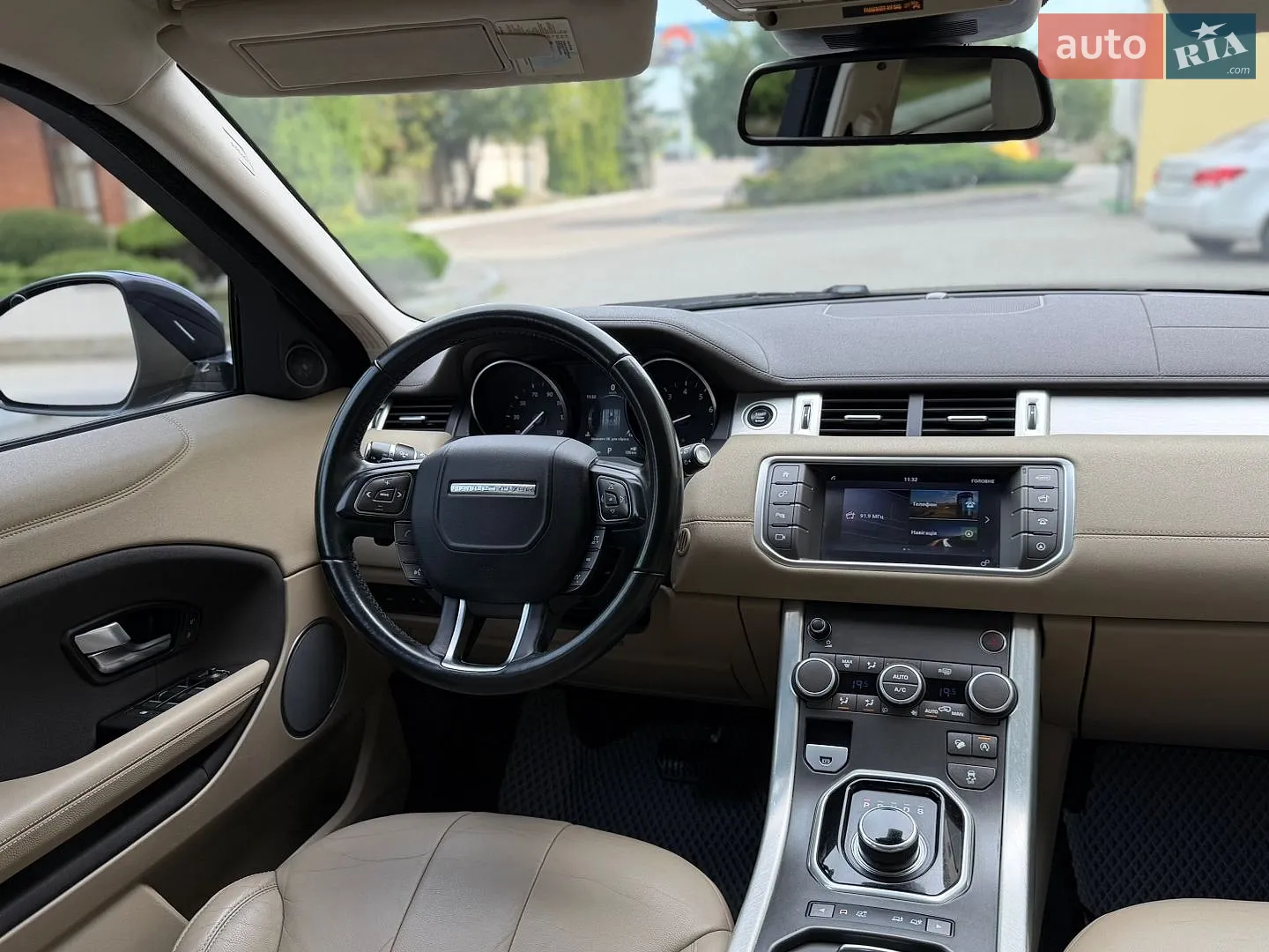 2017 Land Rover Range Rover Evoque - мініатюра 14