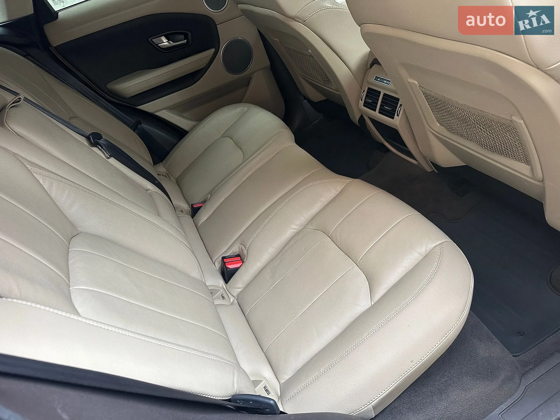 2015 Land Rover Range Rover Evoque - мініатюра 31