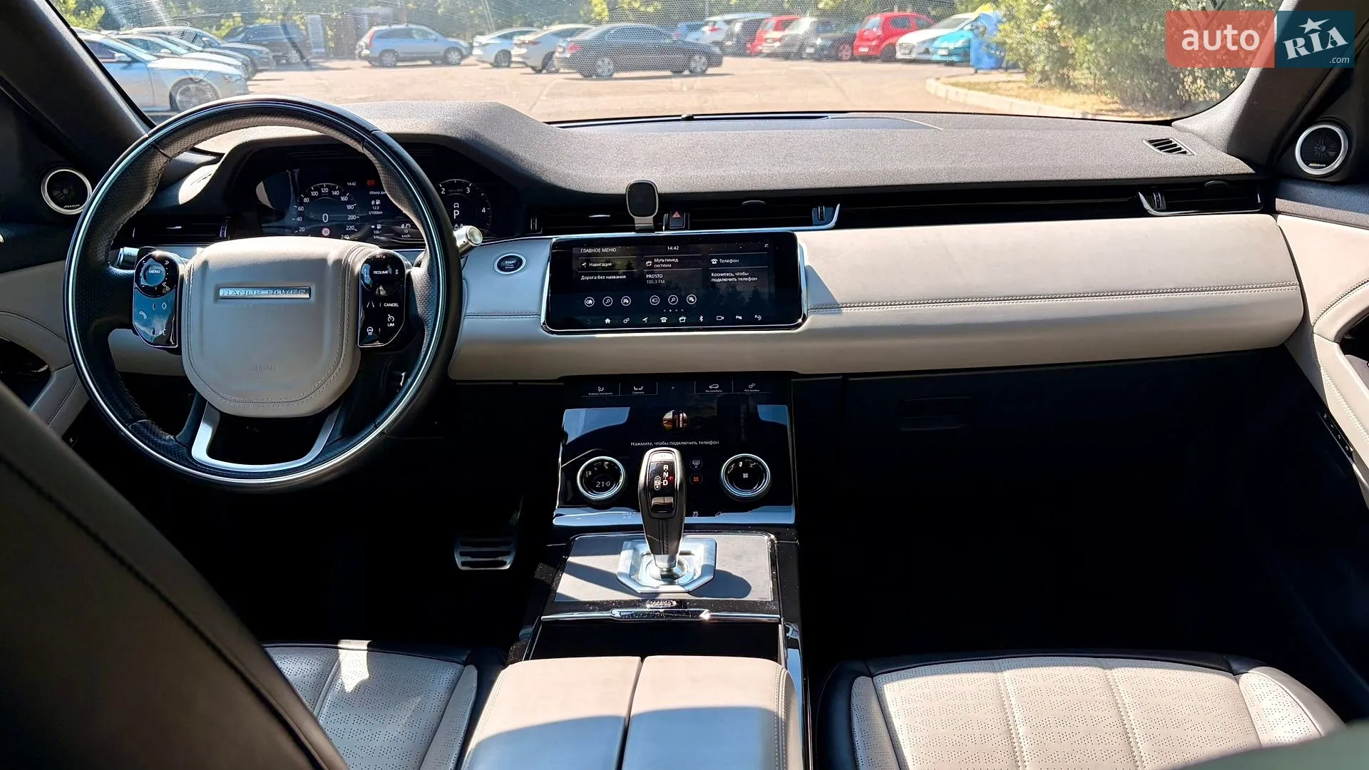 2019 Land Rover Range Rover Evoque - мініатюра 25